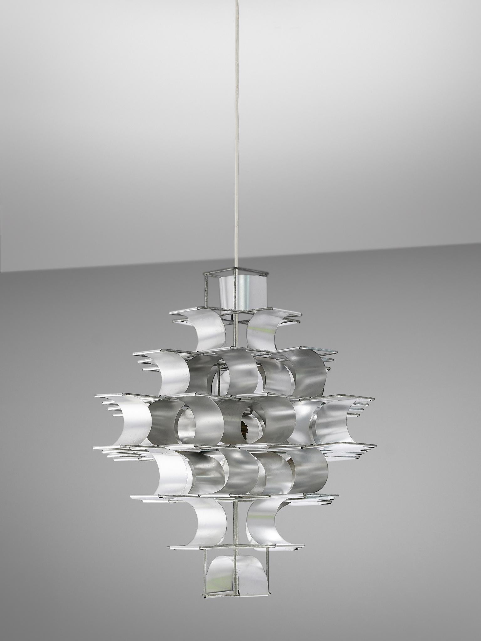 Max Sauze 'Cassiope' Chandelier 2