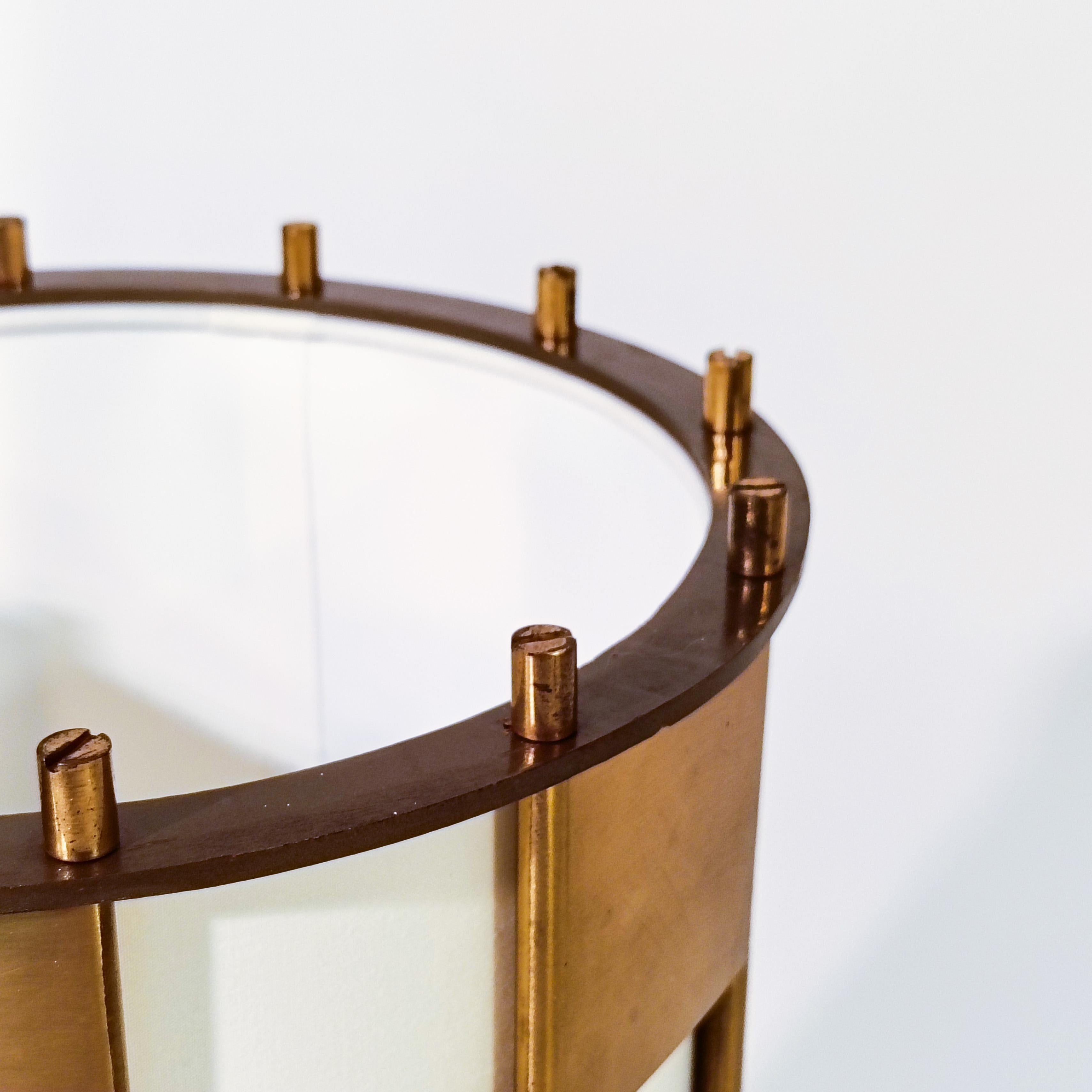 Estilo Max Sauze. Lámpara de sobremesa de latón Hollywood Regency, Francia, años 60 en venta 3