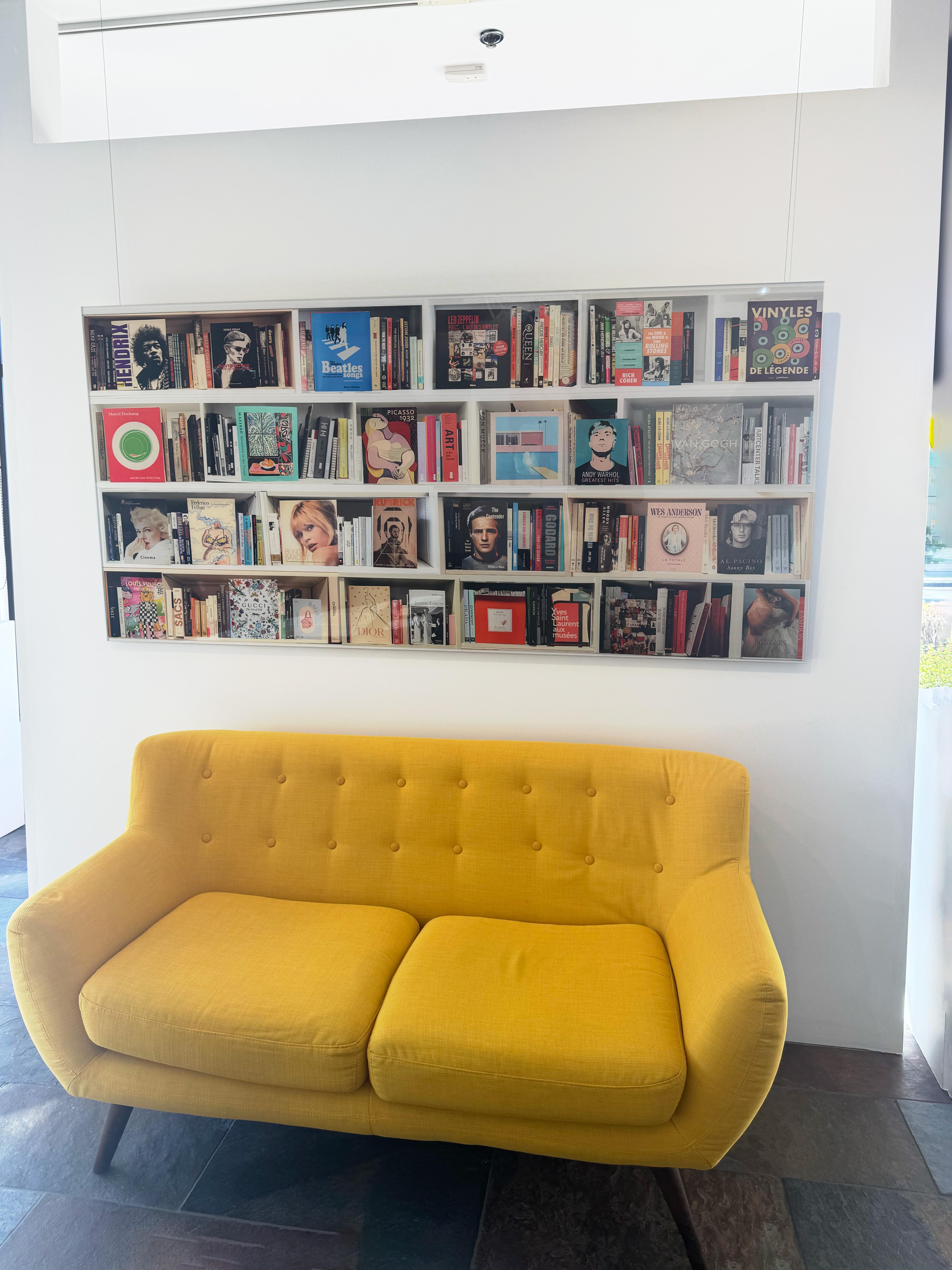 Bookscape Photography, Records, RAFF DM 25, Ed. di 5, di Max Steven Grossman in vendita 4