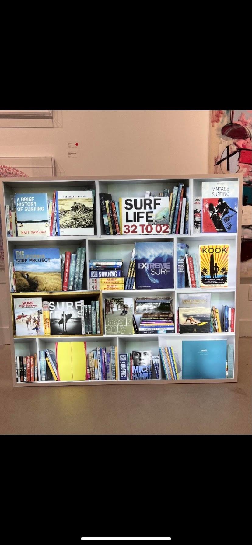 Surf / Strand / Ozean Lichtkasten Buchschachtel Bunte Fotografie Max Steven Grossman im Angebot 1