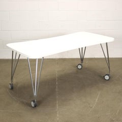 Table Max de Ferruccio Laviani pour Kartell, années 2000