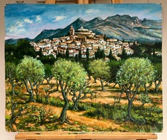 Französisches Gemälde, Picturesque Village, inmitten von Olivenbäumen und Bergen, Französisch