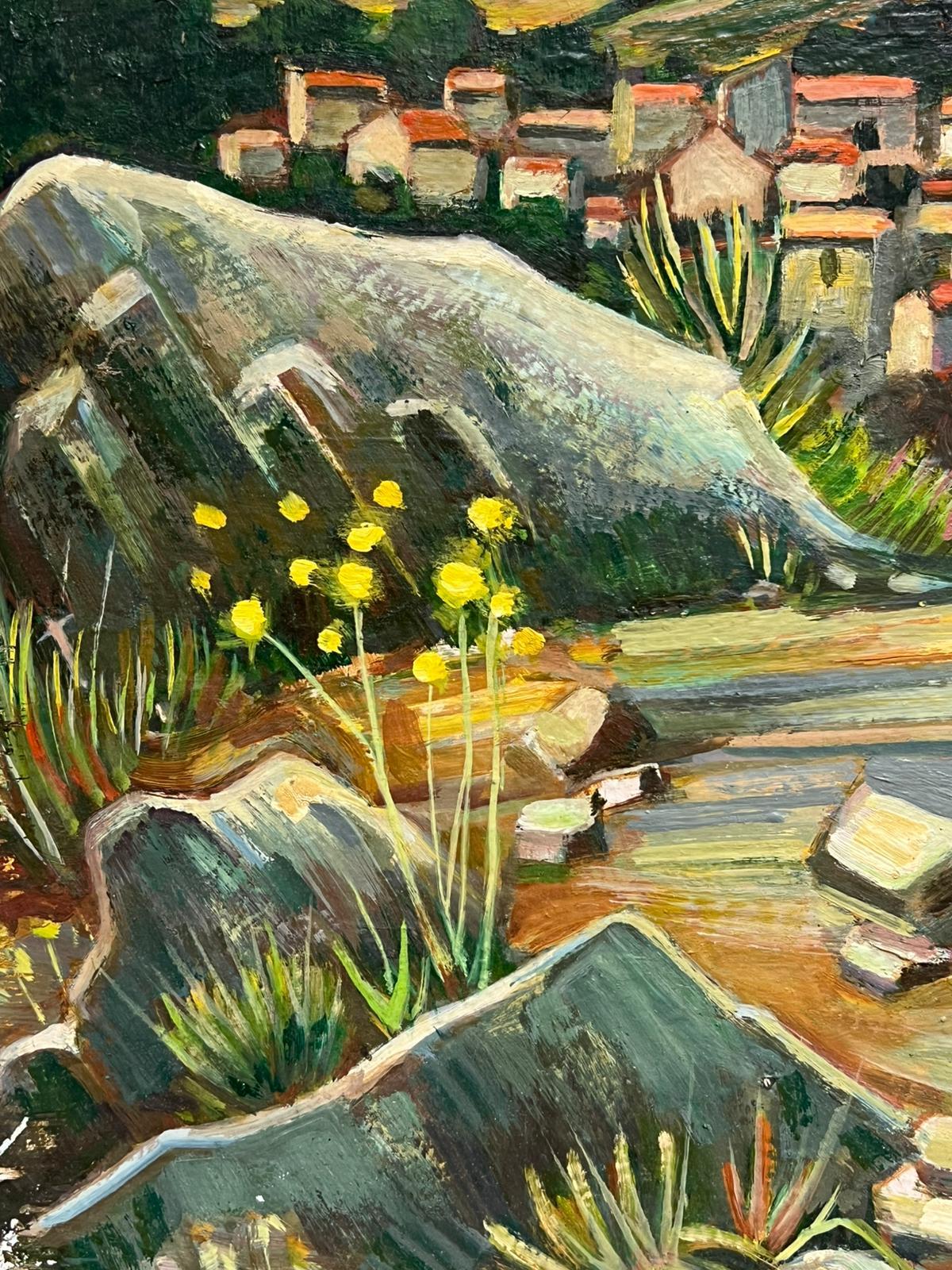 Un village rustique sous une ancienne The Fortress au sommet d'une colline Peinture à l'huile française - Post-impressionnisme Painting par Max Toutain