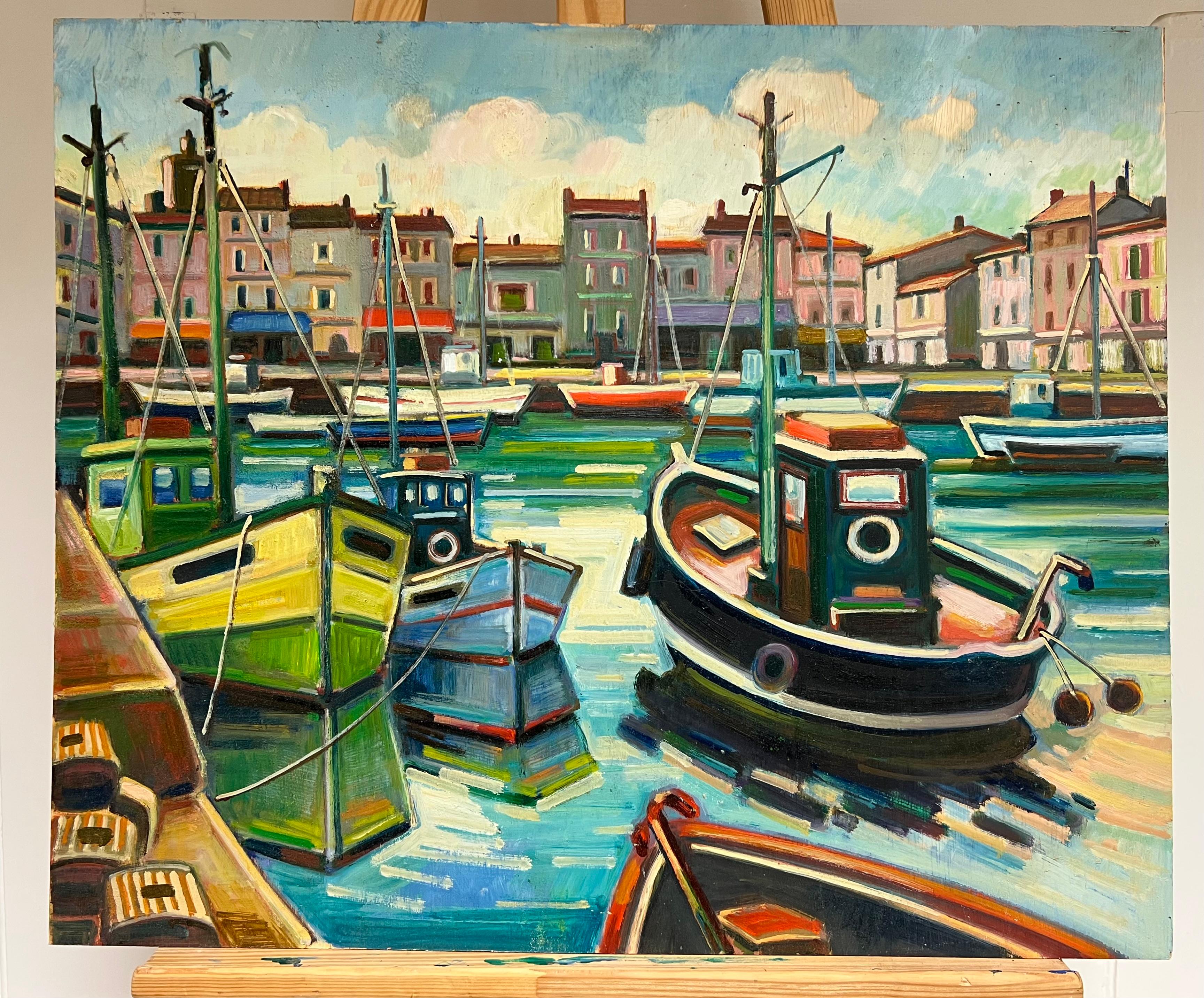 Pittura ad olio francese con scena vibrante di barche da pesca e porto costiero - Painting di Max Toutain