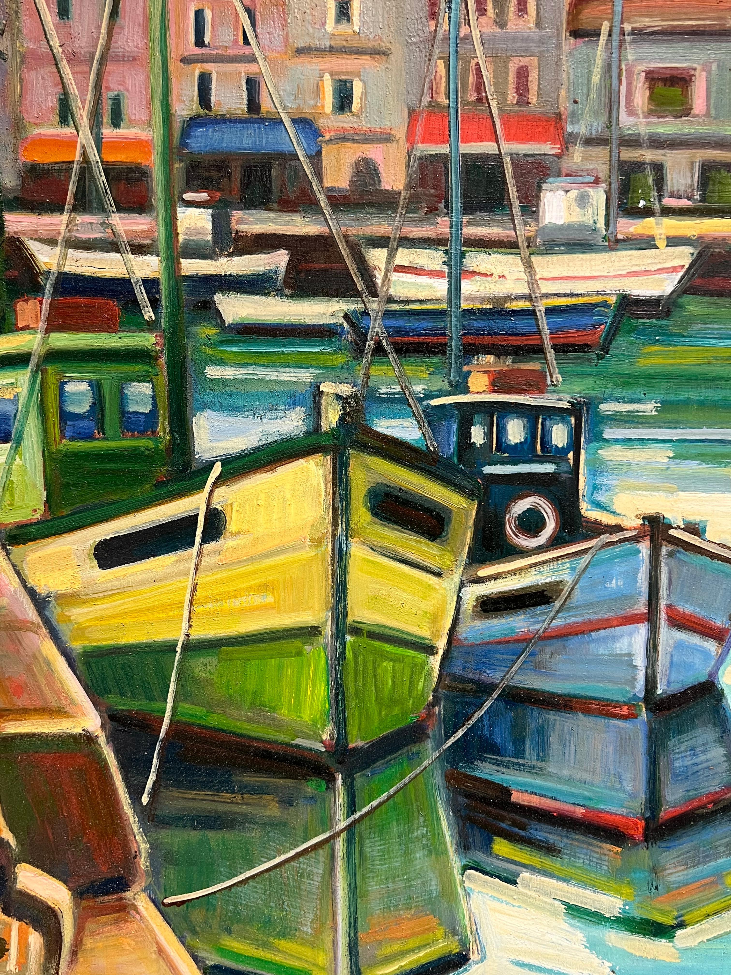 Pittura ad olio francese con scena vibrante di barche da pesca e porto costiero in vendita 1
