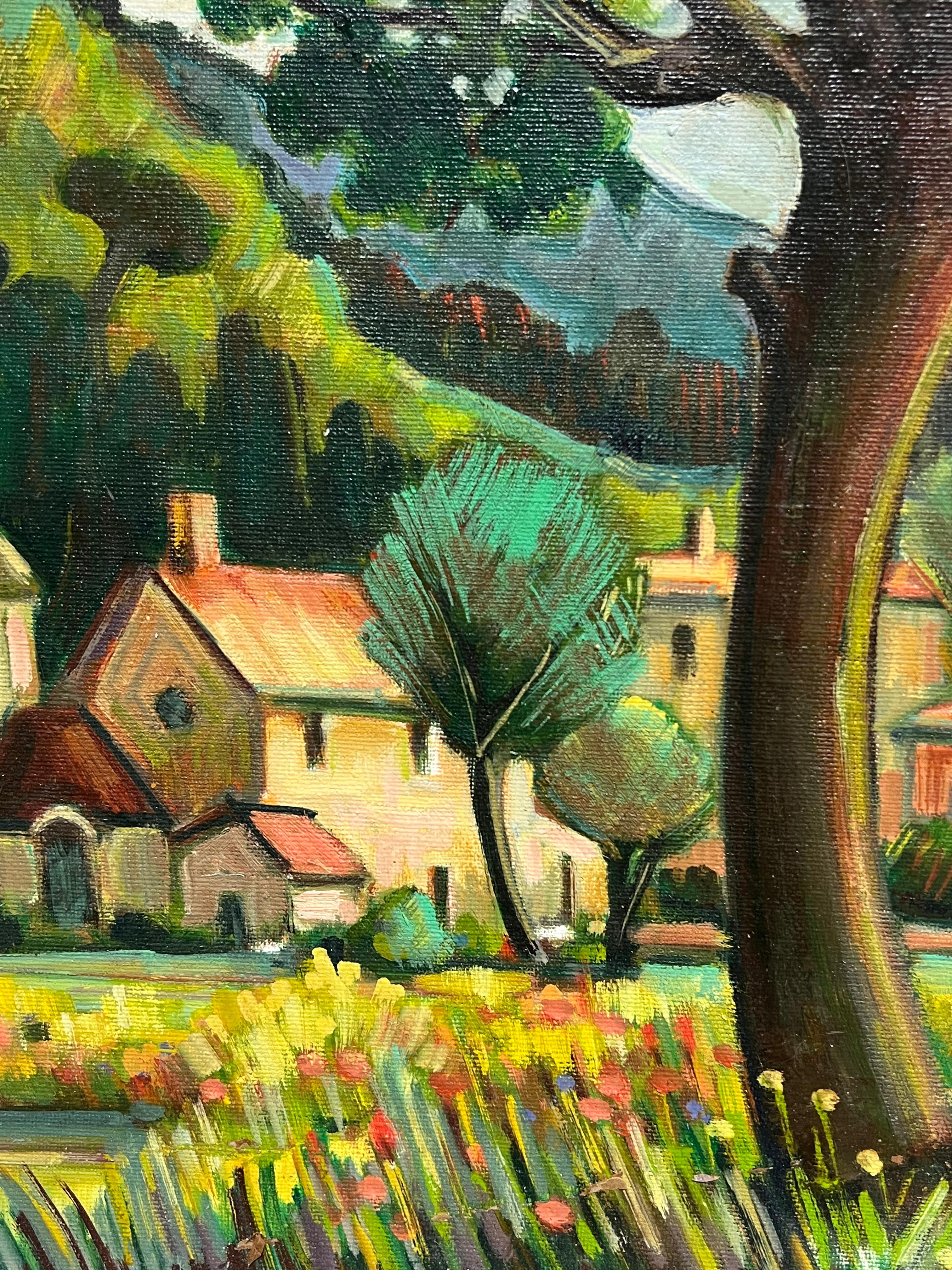 Pittoresca chiesa di paese immersa in un paesaggio francese di campagna lussureggiante in vendita 1