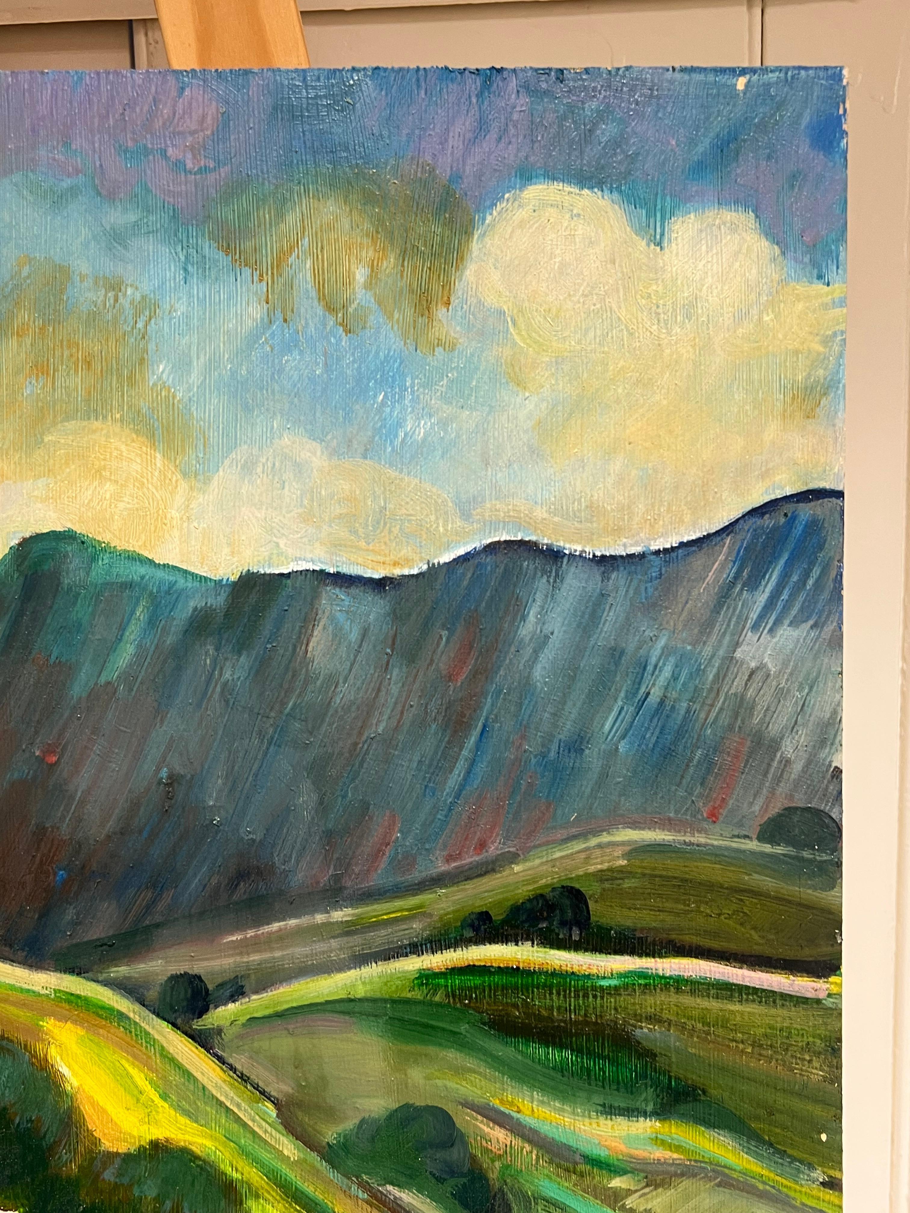 Vibrant Rolling Hills and Hilltop Castle, Französisches Ölgemälde des 20. Jahrhunderts (Grau), Landscape Painting, von Max Toutain