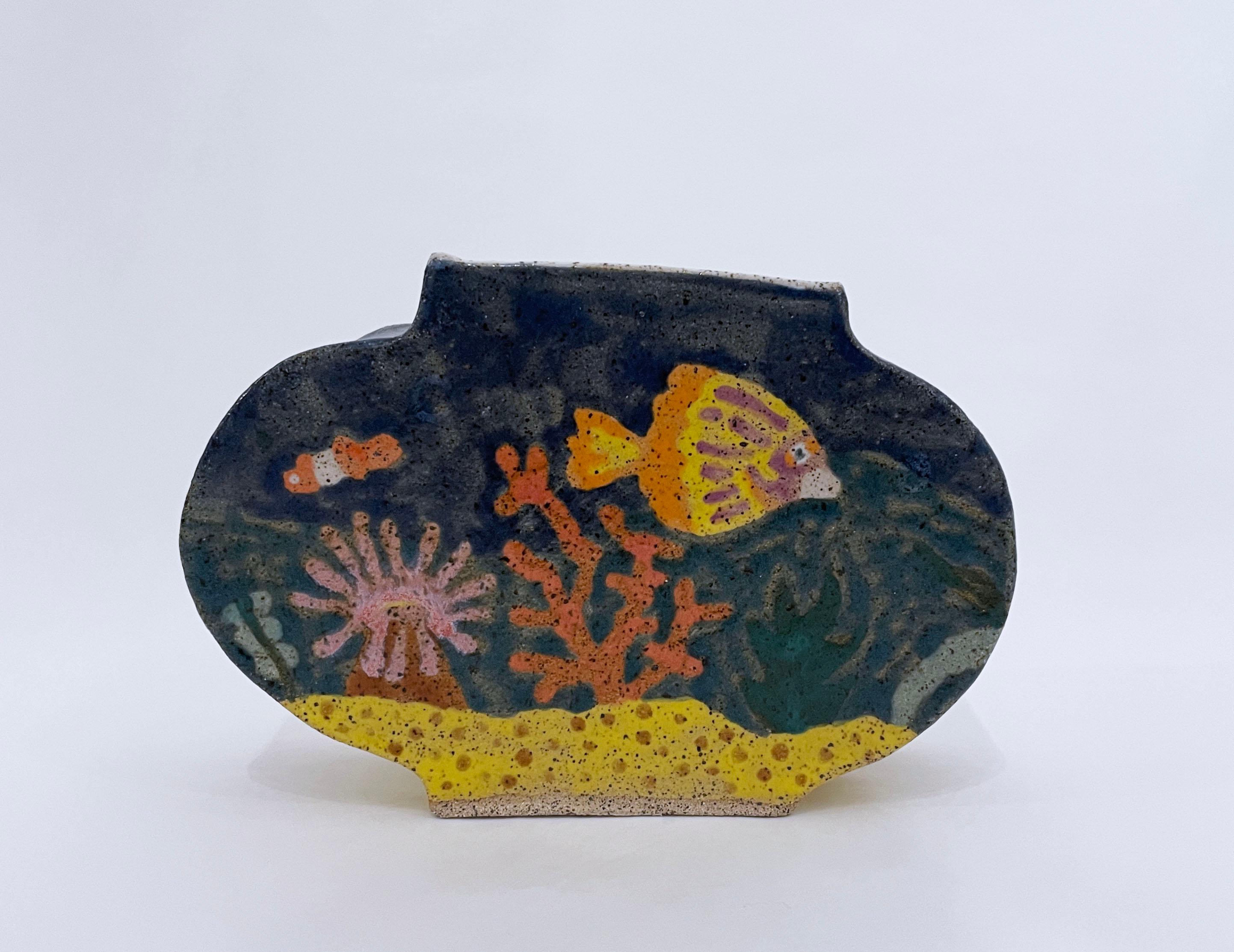 Fishbowl (2022), glazed ceramic, clay vase, aquarium, fish, blue, yellow, coral - Contemporary Sculpture by Max Vesuvius Budnick