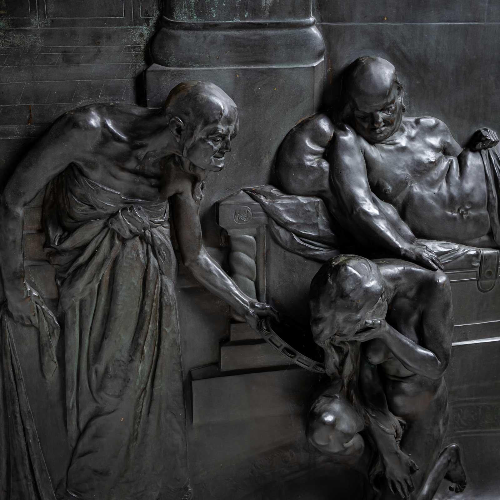 Bronze Relief by Max Wach-Wacheneck (*1871 Berlin), cast by Noack Berlin, 1909 For Sale 4