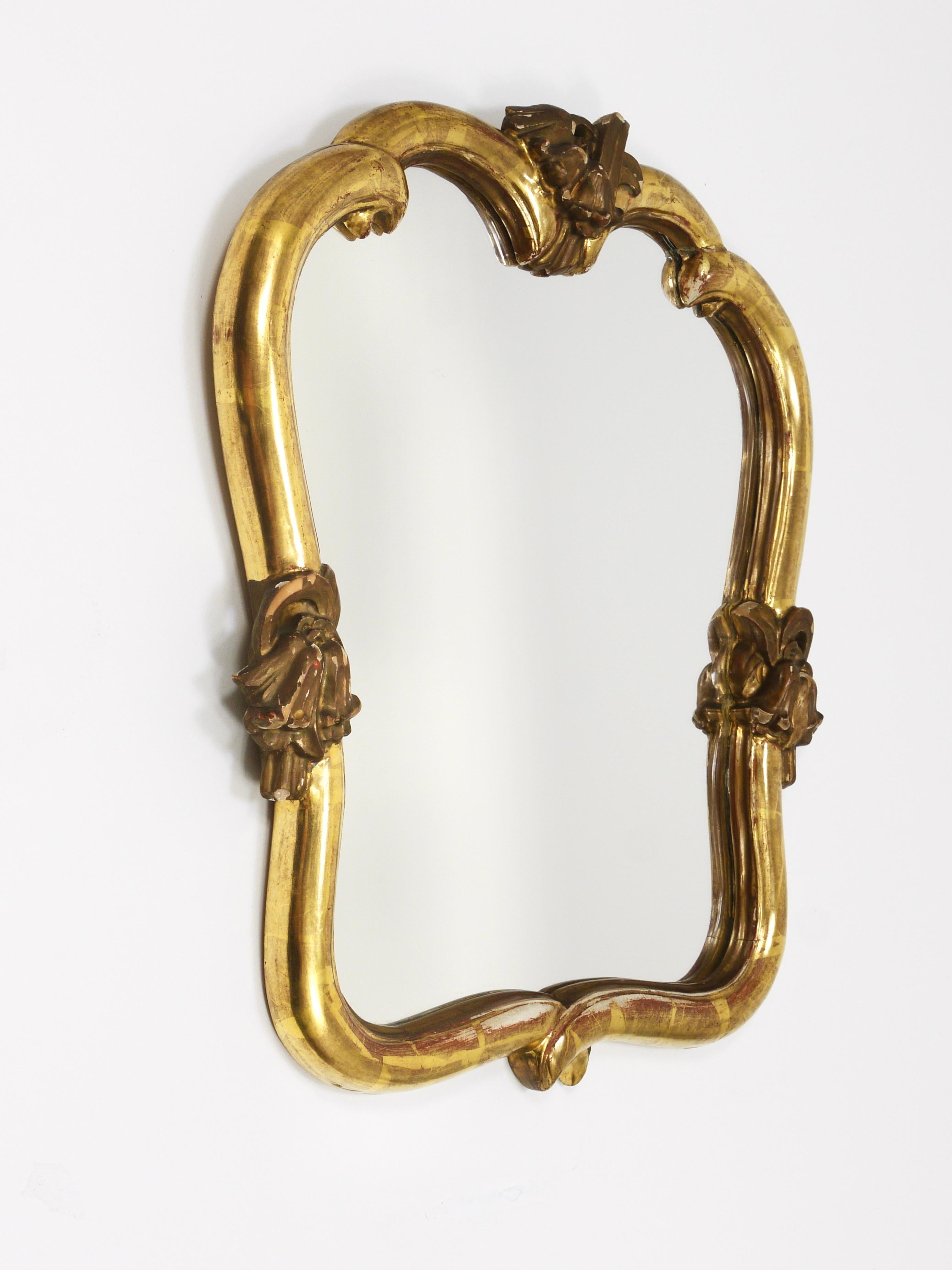 Hand-Carved Max Welz Vienna Art Nouveau Handcarved Giltwood Wall Mirror, Austria, 1930s For Sale