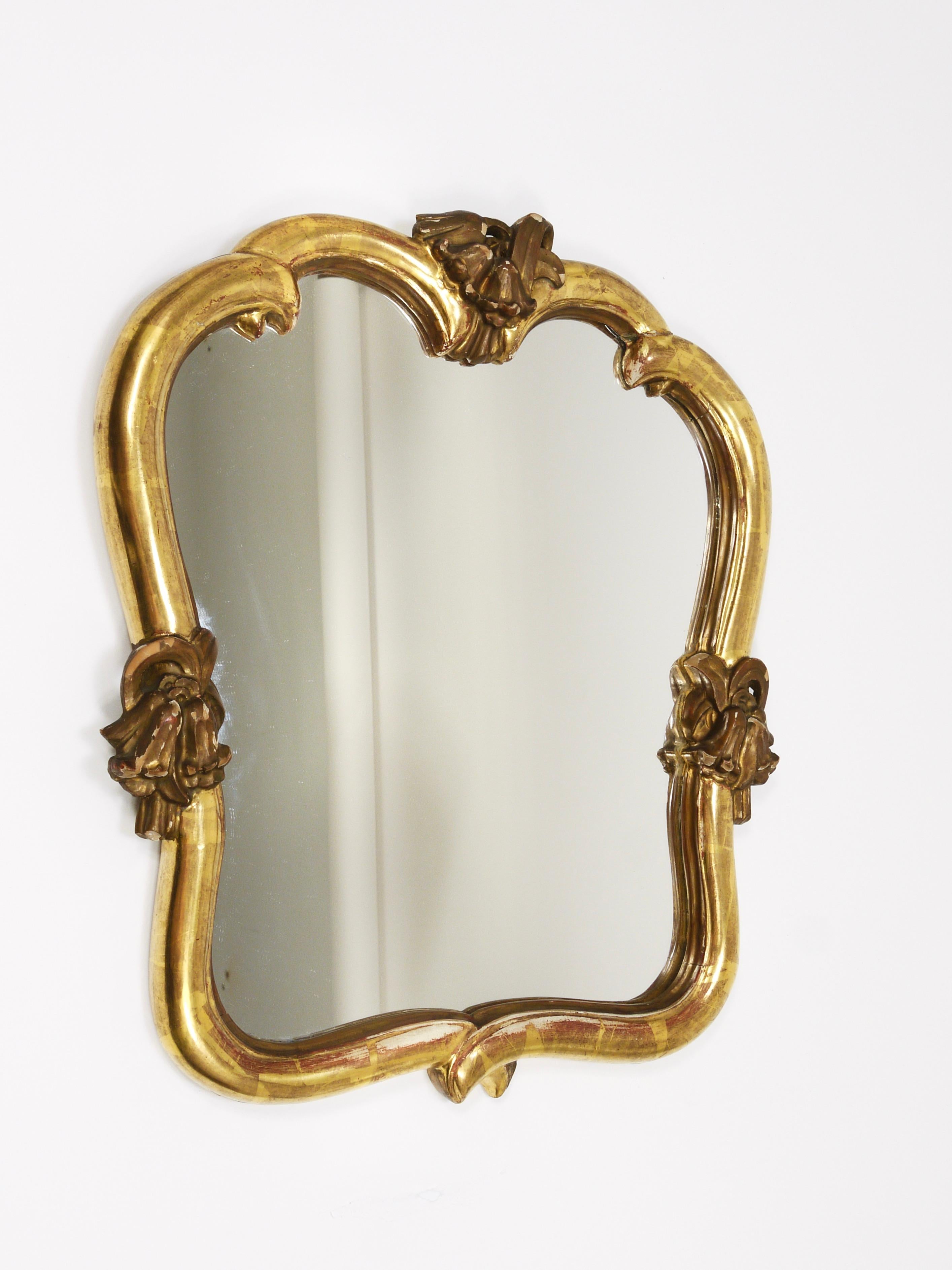 Mid-20th Century Max Welz Vienna Art Nouveau Handcarved Giltwood Wall Mirror, Austria, 1930s For Sale