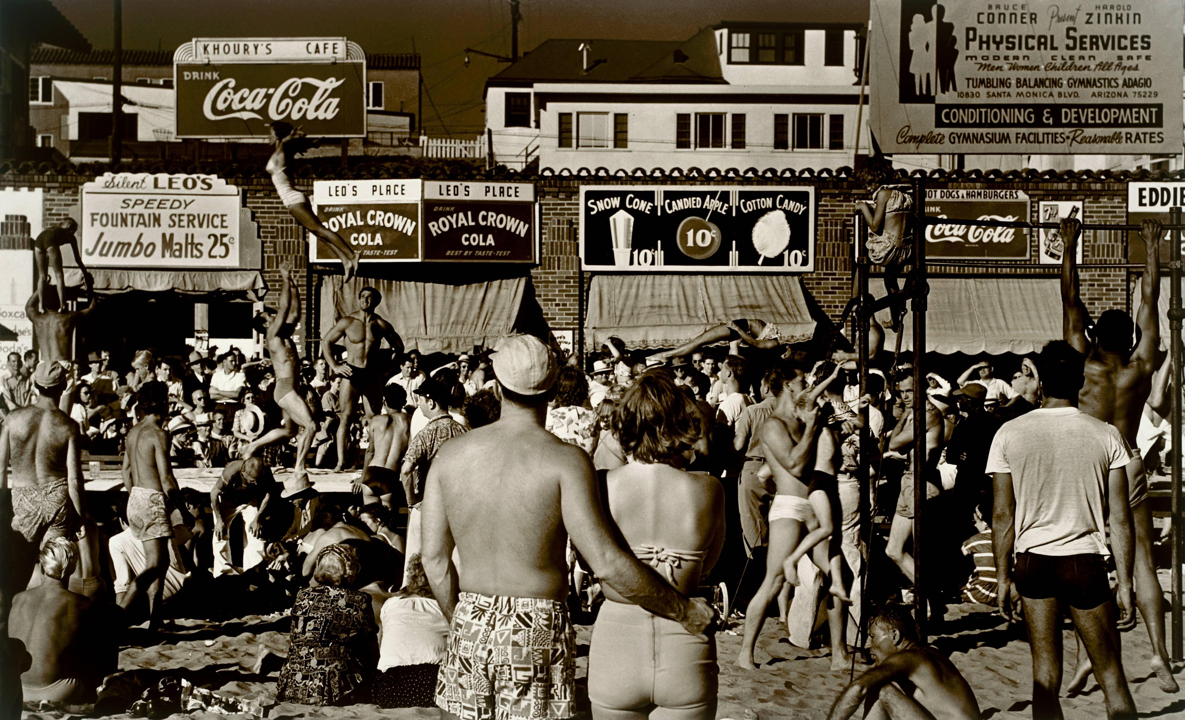 Max Yavno Black and White Photograph - Muscle Beach, Los Angeles