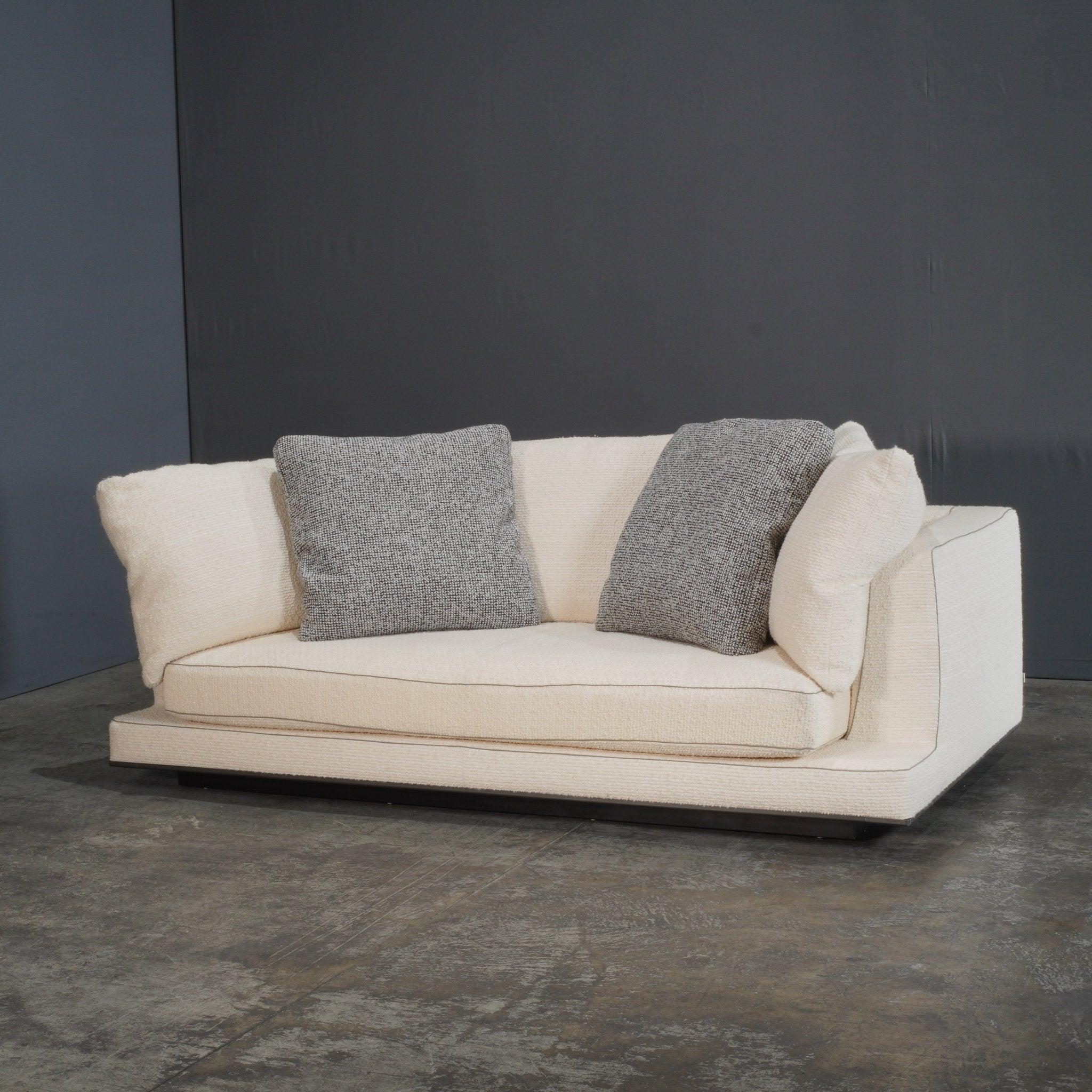 Moderne Canapé Maxalto 3 Seater Cream Boucle Aurae d'Antonio Citterio en vente