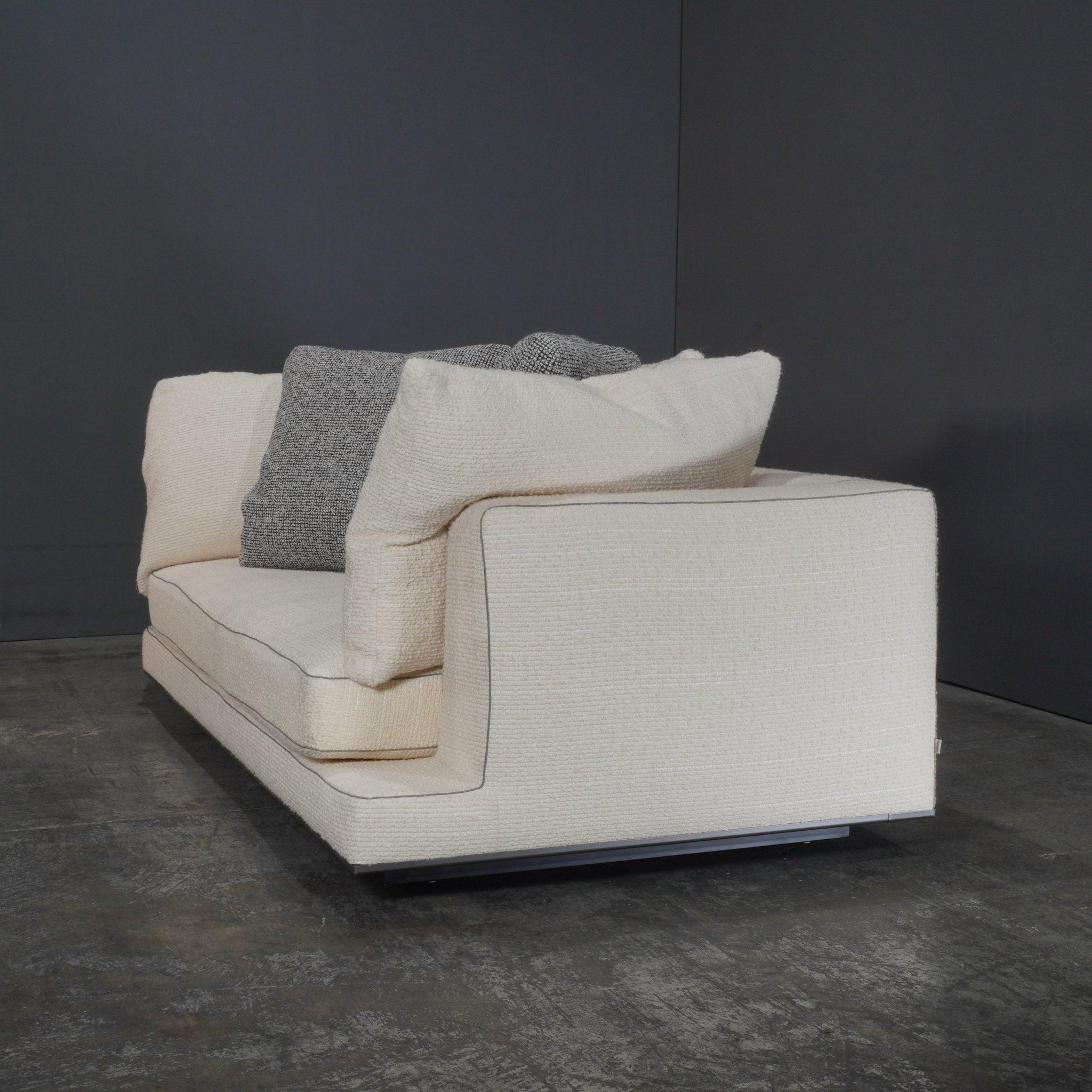 Canapé Maxalto 3 Seater Cream Boucle Aurae d'Antonio Citterio en vente 1