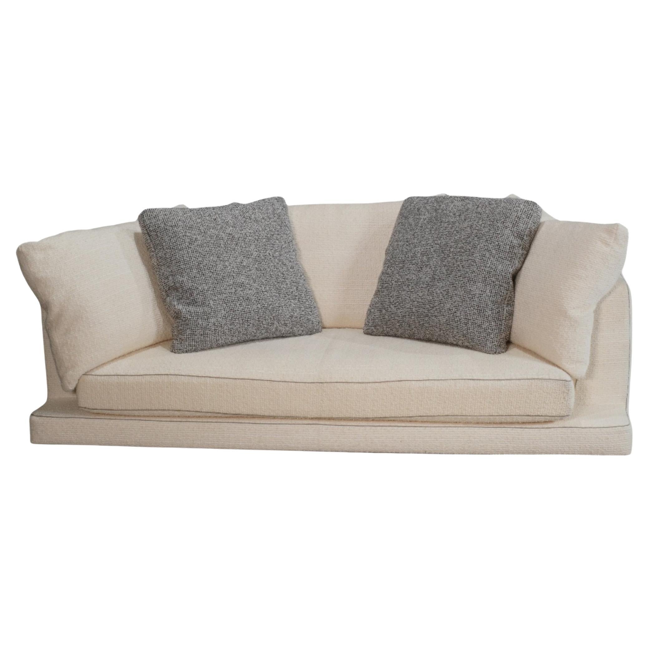 Maxalto 3 Seater Cream Boucle Aurae Sofa by Antonio Citterio
