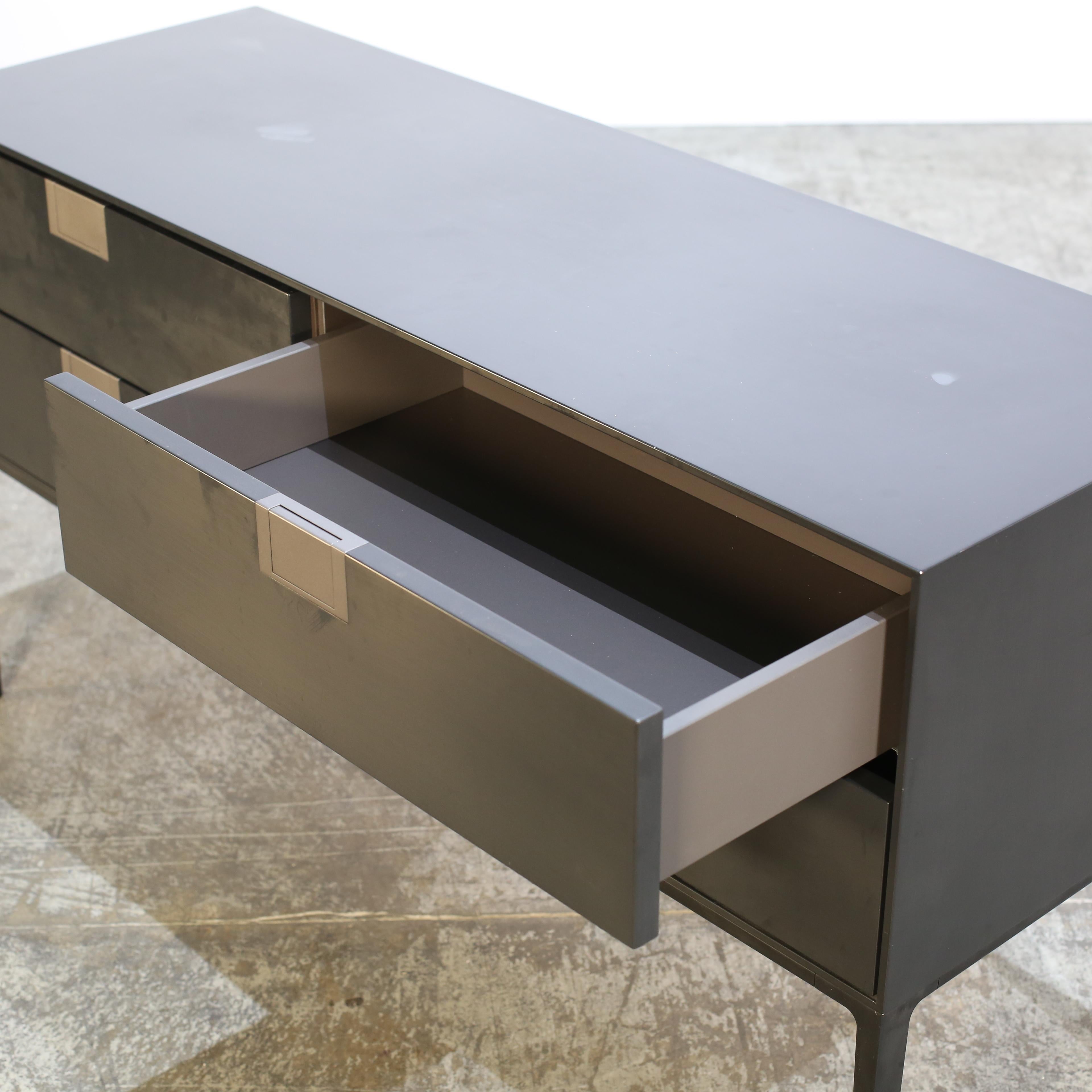 Modern Maxalto Alcor Four Drawer Console Table by Antonio Citterio For Sale