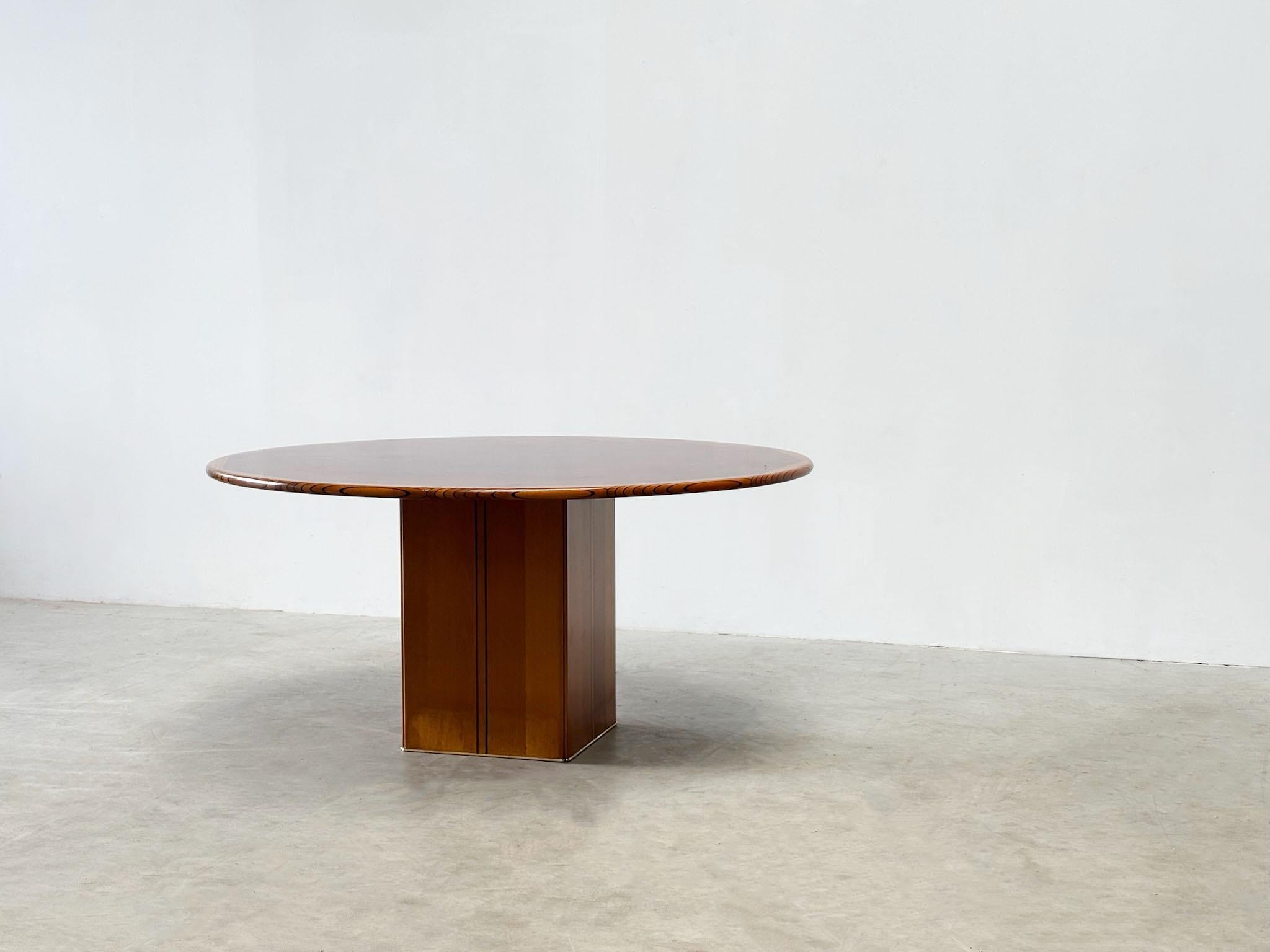 Table d'appoint Maxalto par Afra & Tobia Scarpa en vente 4