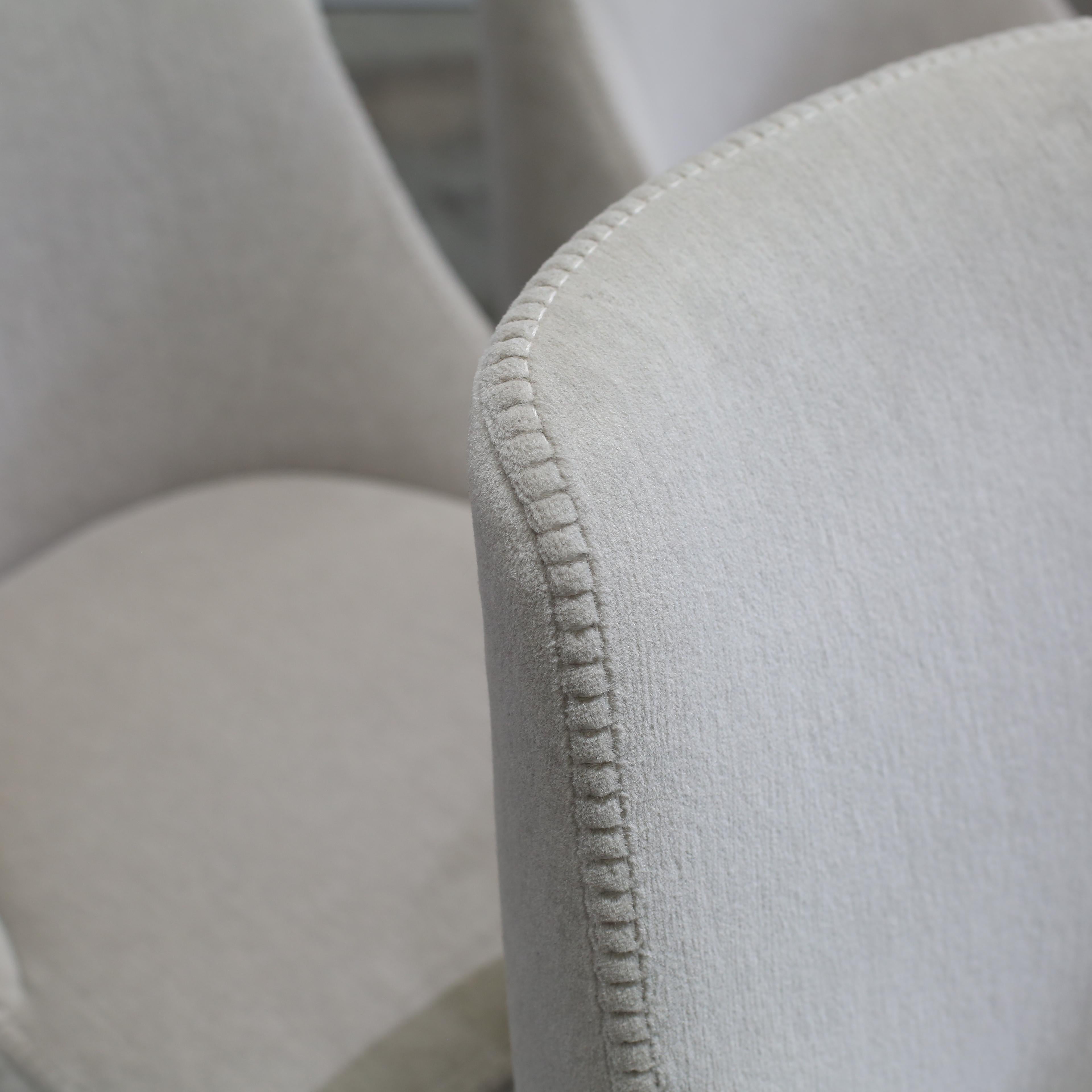 Italian Maxalto Febo Chair, Set of Six For Sale