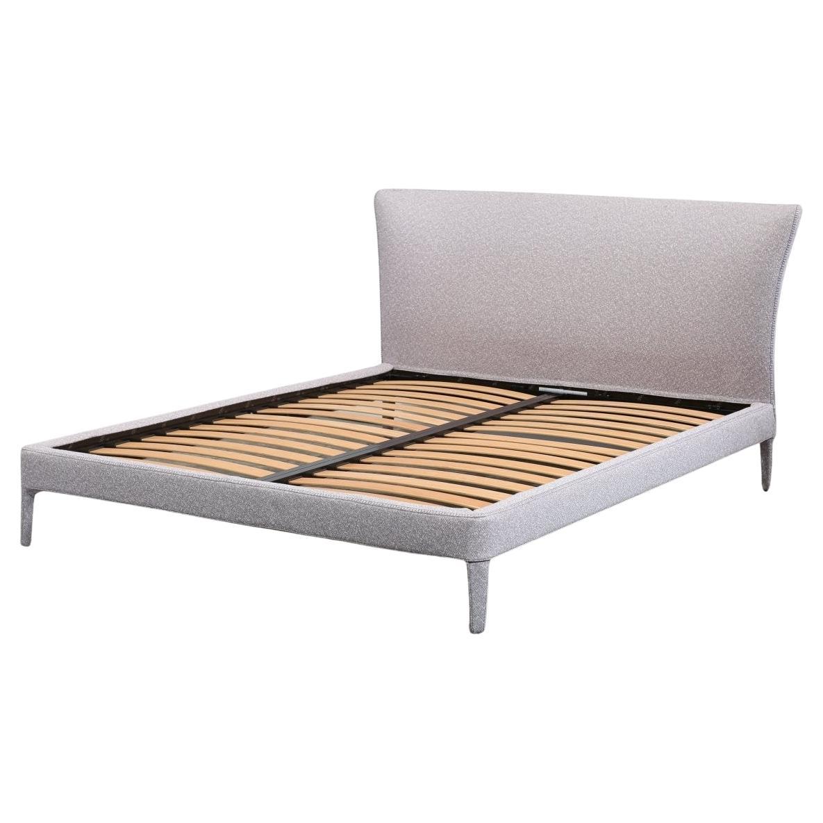 Letto Maxalto Grey Febo di Antonio Citterio in vendita
