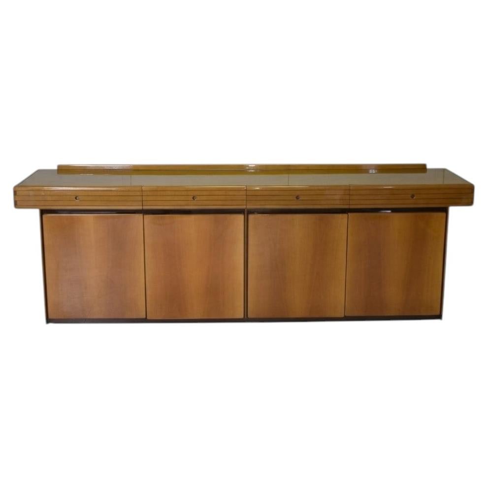 Buffet de style Maxalto en bois de cerisier Moderne du milieu du siècle Italie 1976