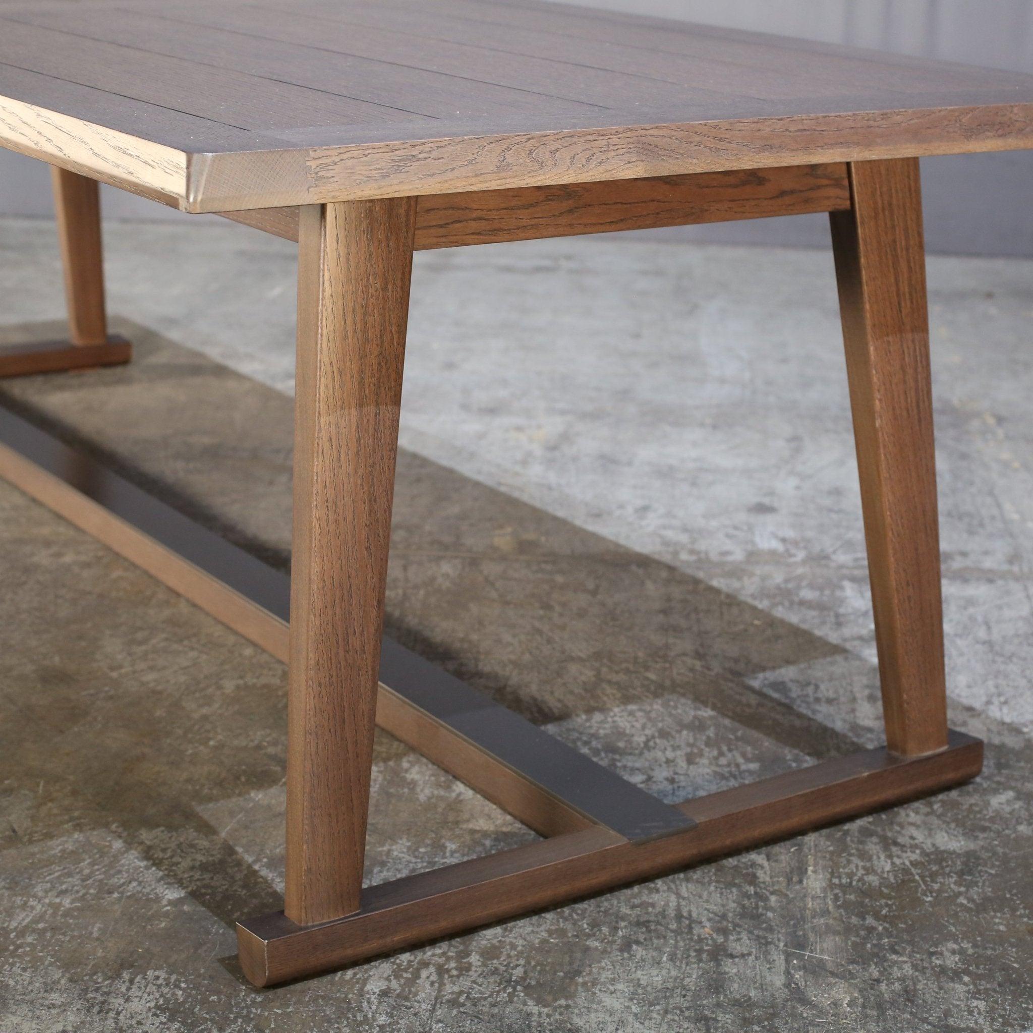 Contemporary Maxalto Recipio Dining Table by Antonio Citterio For Sale