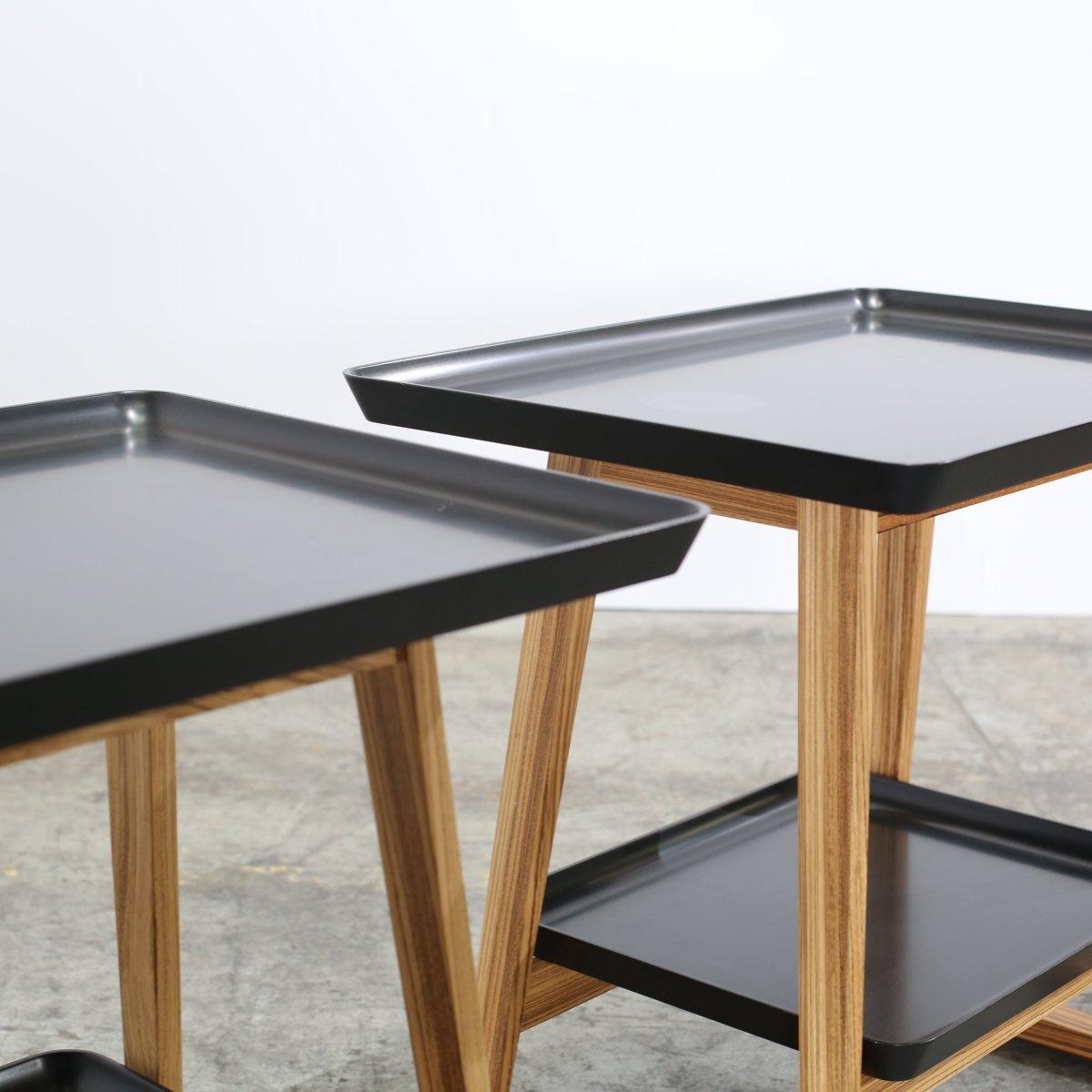 Maxalto Recipio Beistelltische, Satz von zwei (Minimalistisch) im Angebot