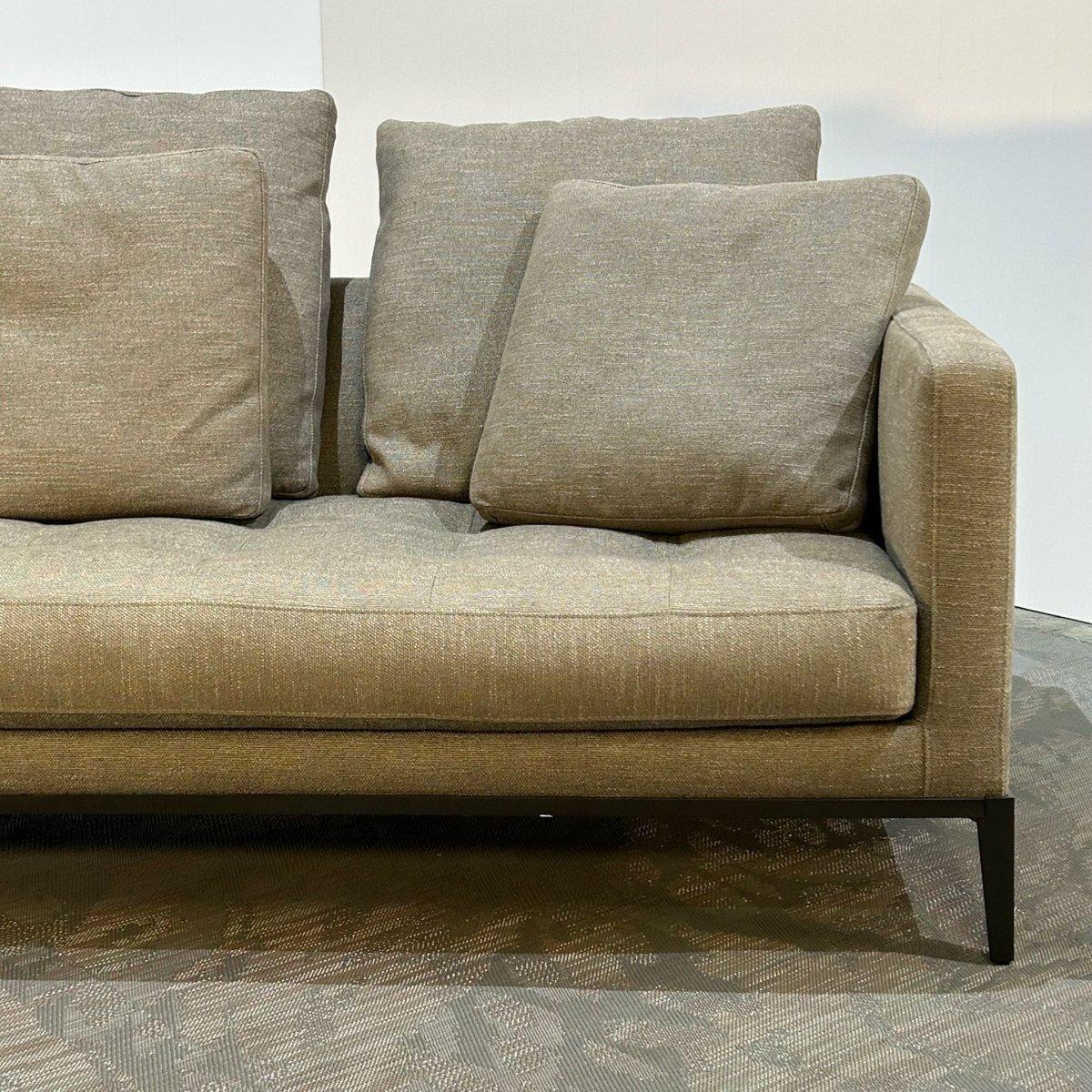 Maxalto Simpliciter Sofa by Antonio Citterio In Good Condition For Sale In Basildon, London