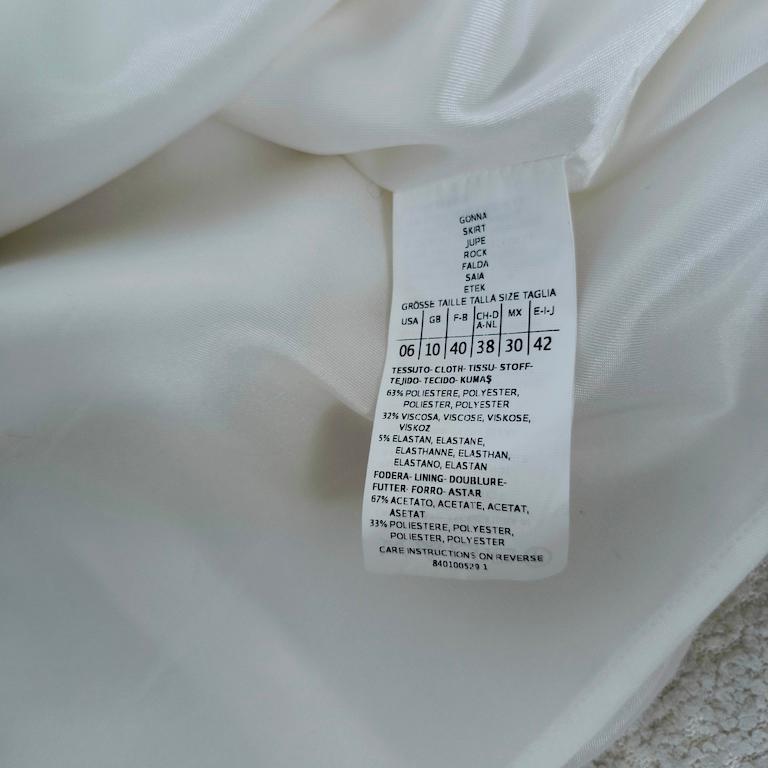 MAX&Co. Ivory Scalloped-Tier Midi Skirt en venta 7