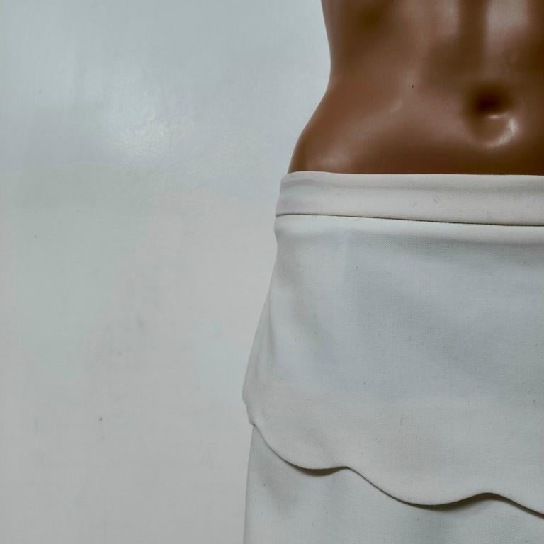 MAX&Co. Ivory Scalloped-Tier Midi Skirt Gray en venta