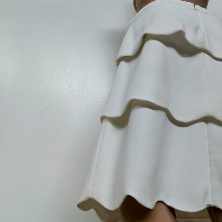 MAX&Co. Ivory Scalloped-Tier Midi Skirt en venta 2