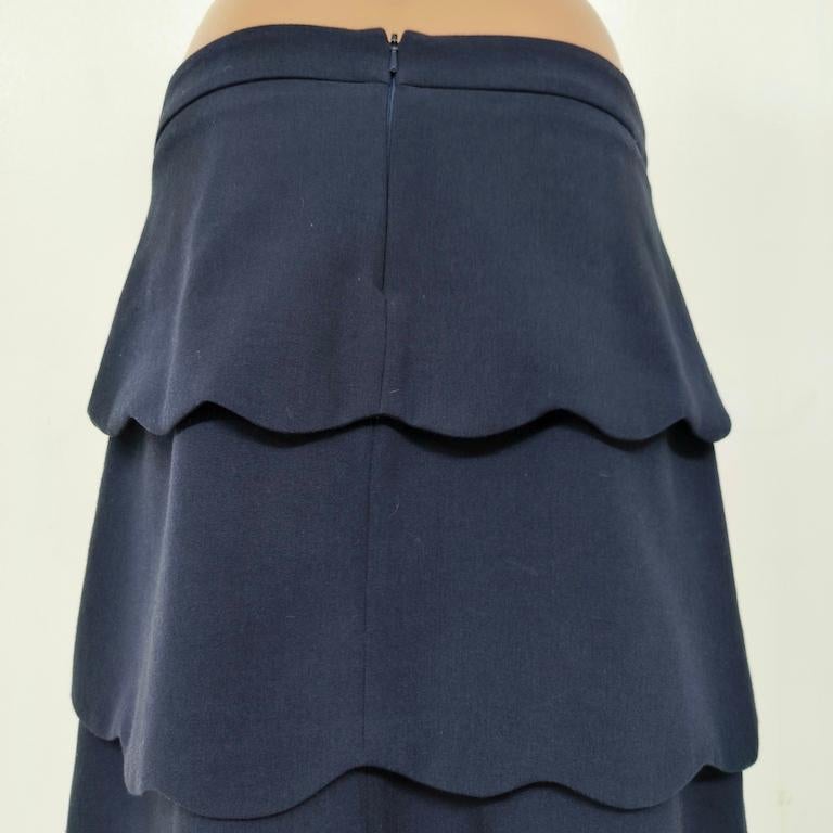 MAX&Co. Navy-Blue Scalloped-Tier Midi Skirt en vente 7
