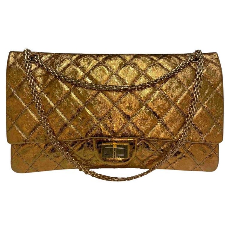Maxi 2.55 CHANEL gold leather For Sale at 1stDibs
