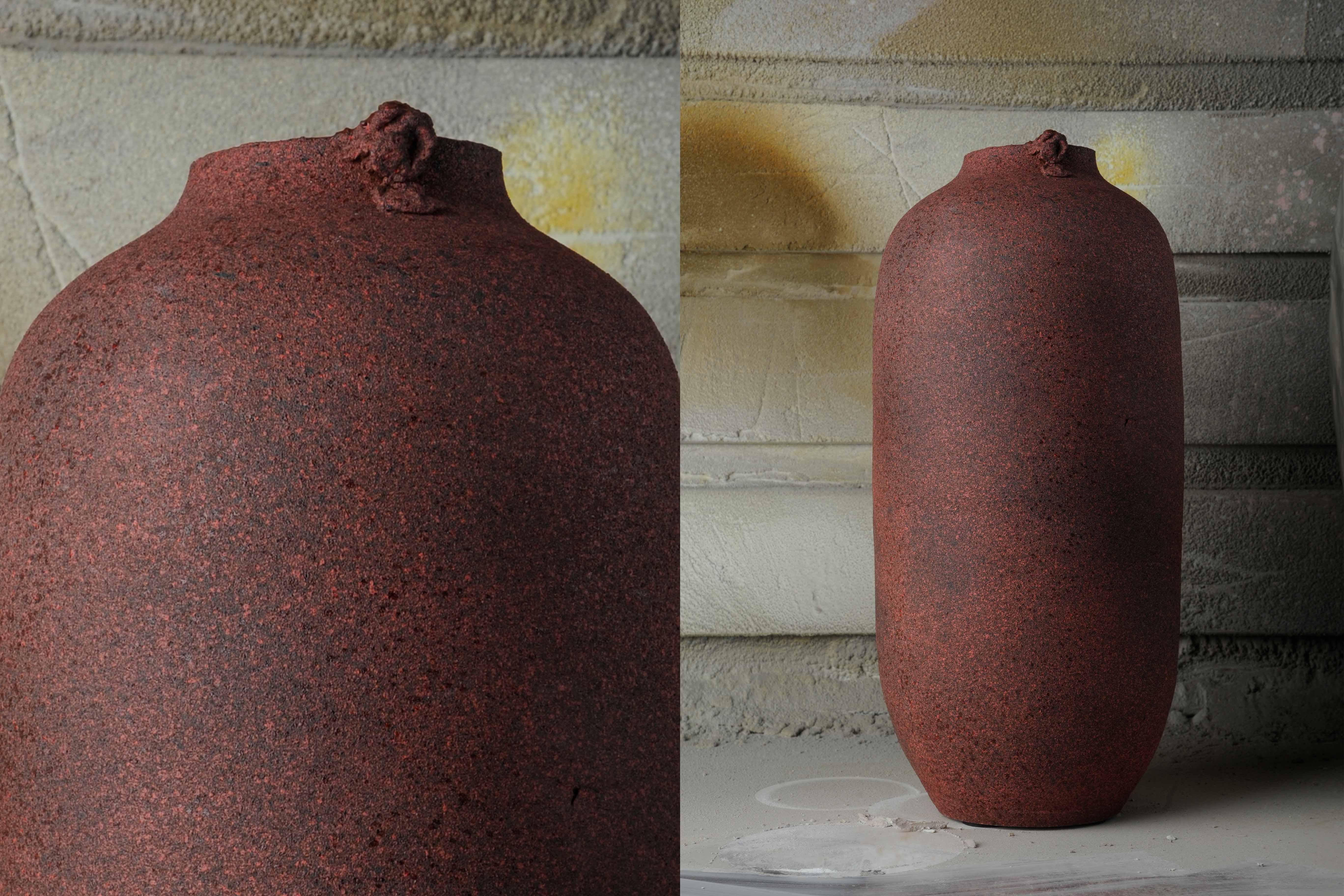 Maxi Vases Red Vase by Roman Sedina In New Condition For Sale In Geneve, CH
