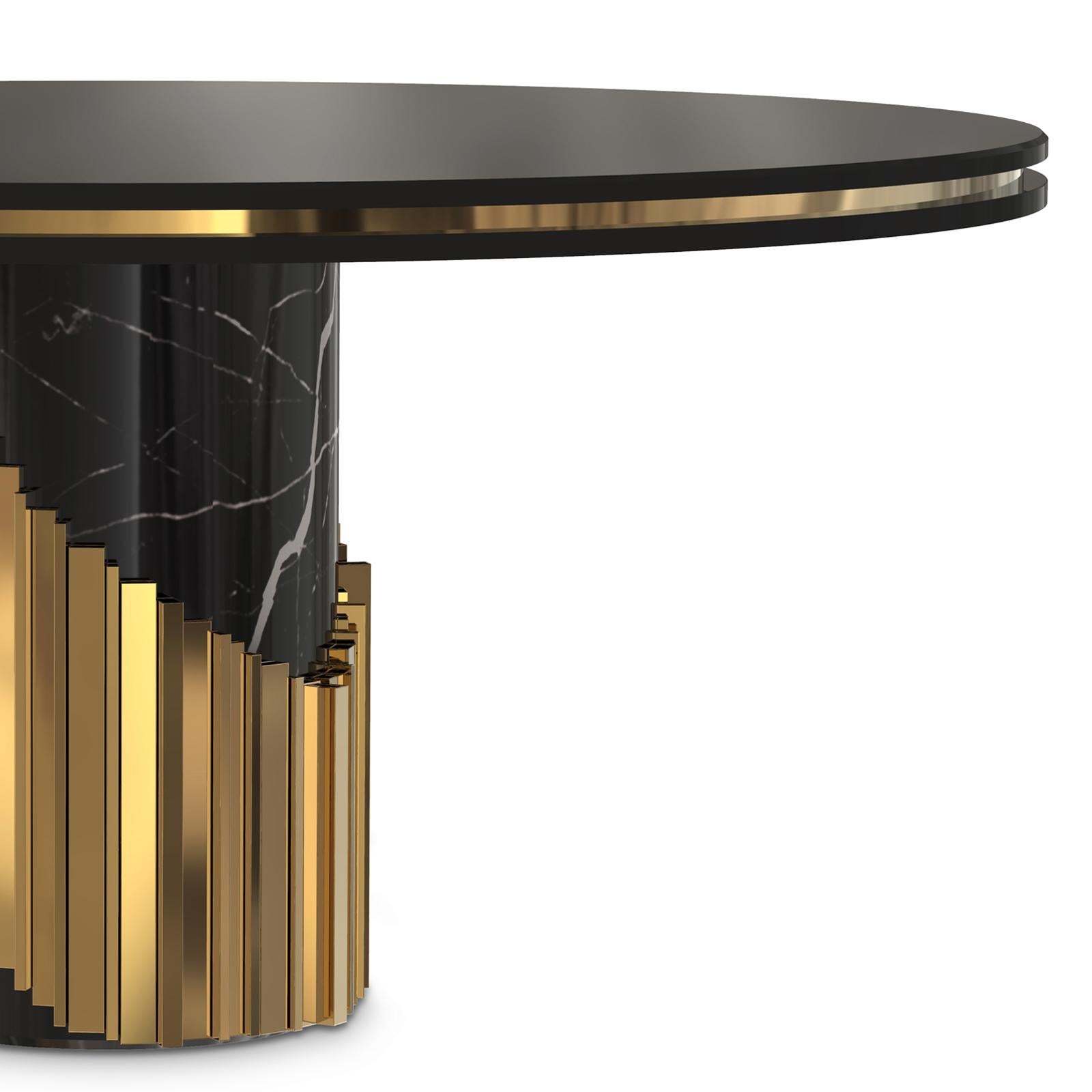 Runder Tisch von Maxima mit schwarzem Marmorsockel (Geschwärzt) im Angebot
