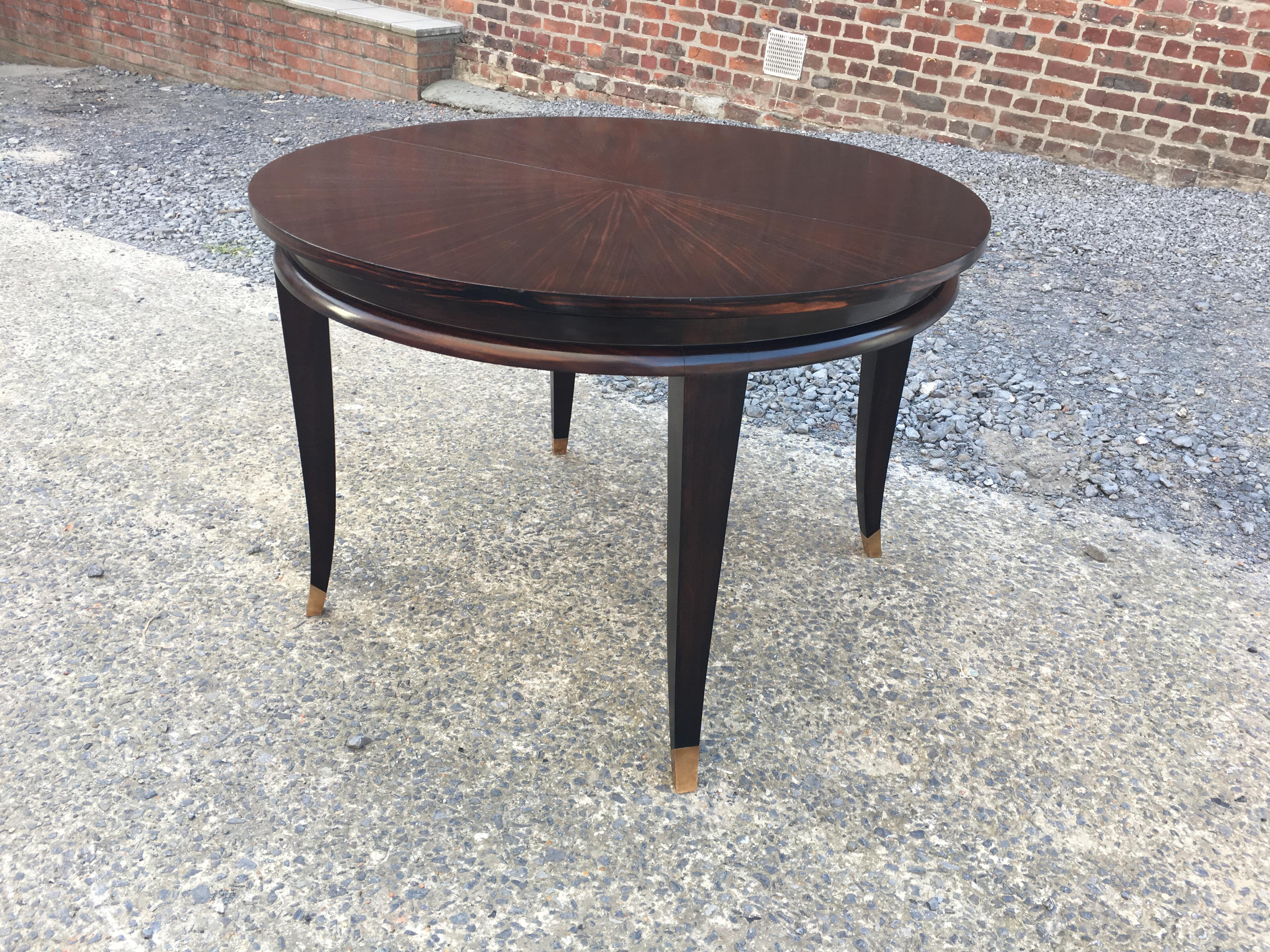 French Maxime Old Attributed, Art Deco Table in Macassar Ebony Veneer, circa 1940 For Sale