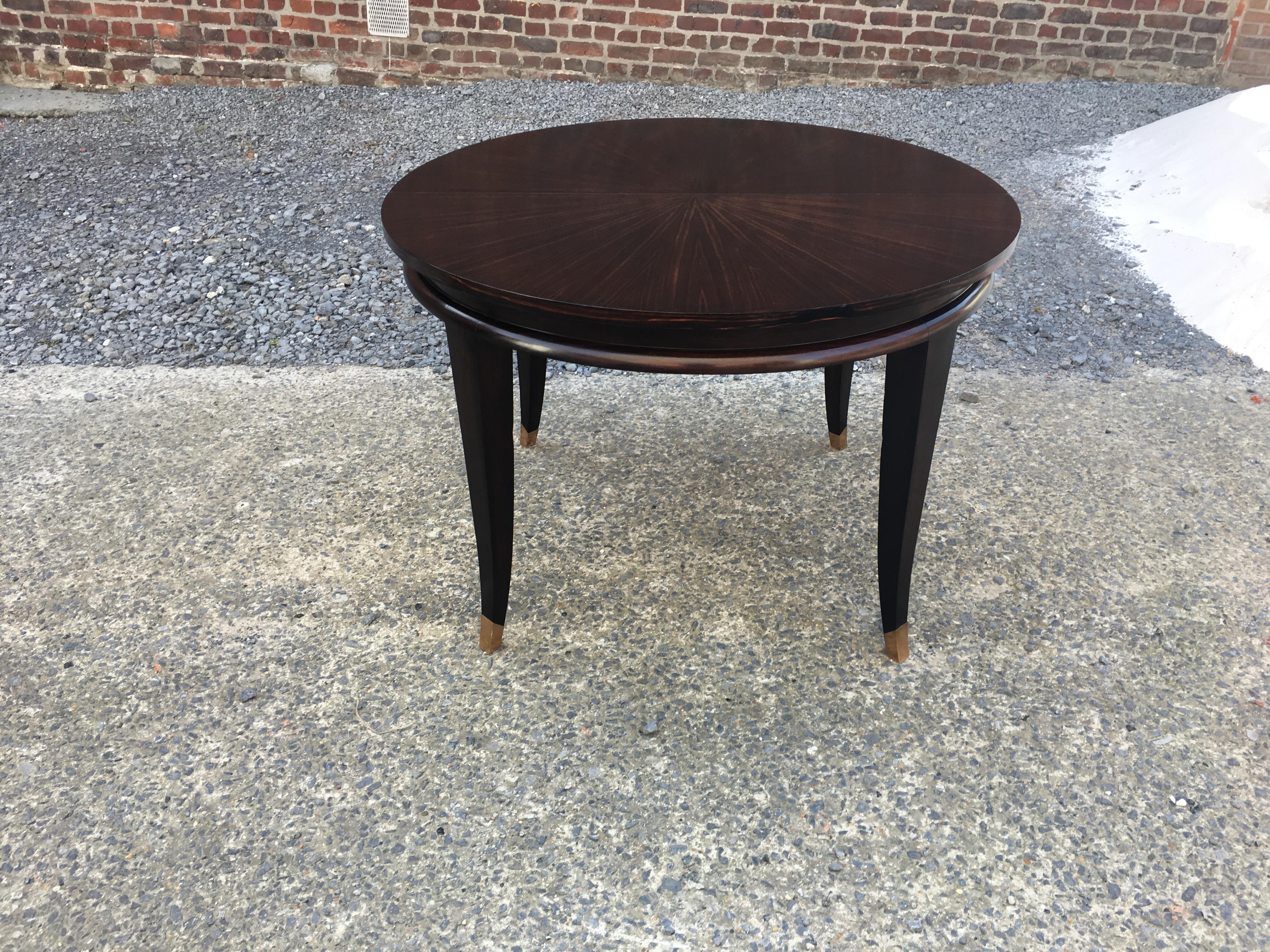 Maxime Old Attributed, Art Deco Table in Macassar Ebony Veneer, circa 1940 In Good Condition For Sale In Saint-Ouen, FR