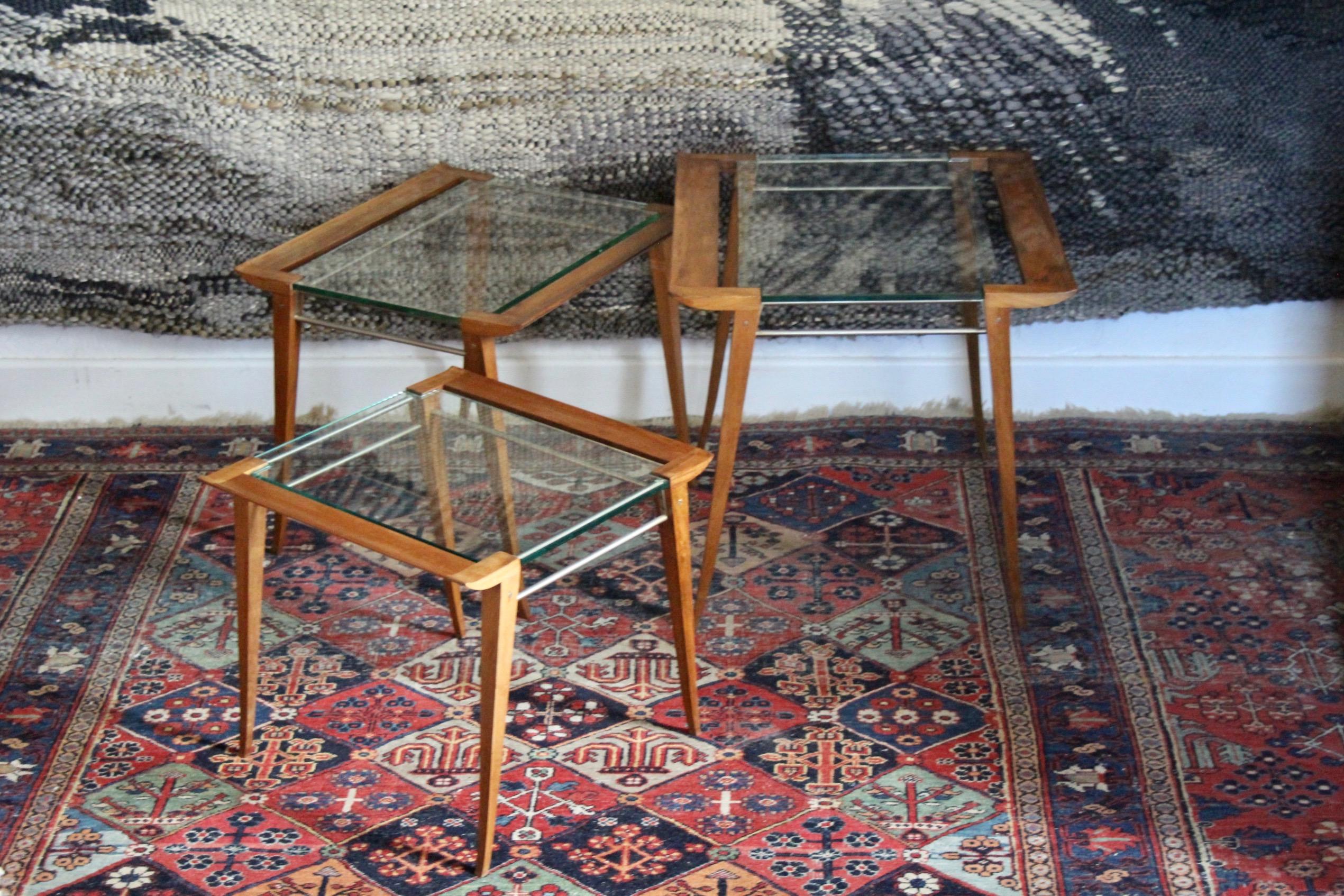 Français Tables gigognes Maxime Old, circa 1940, France en vente
