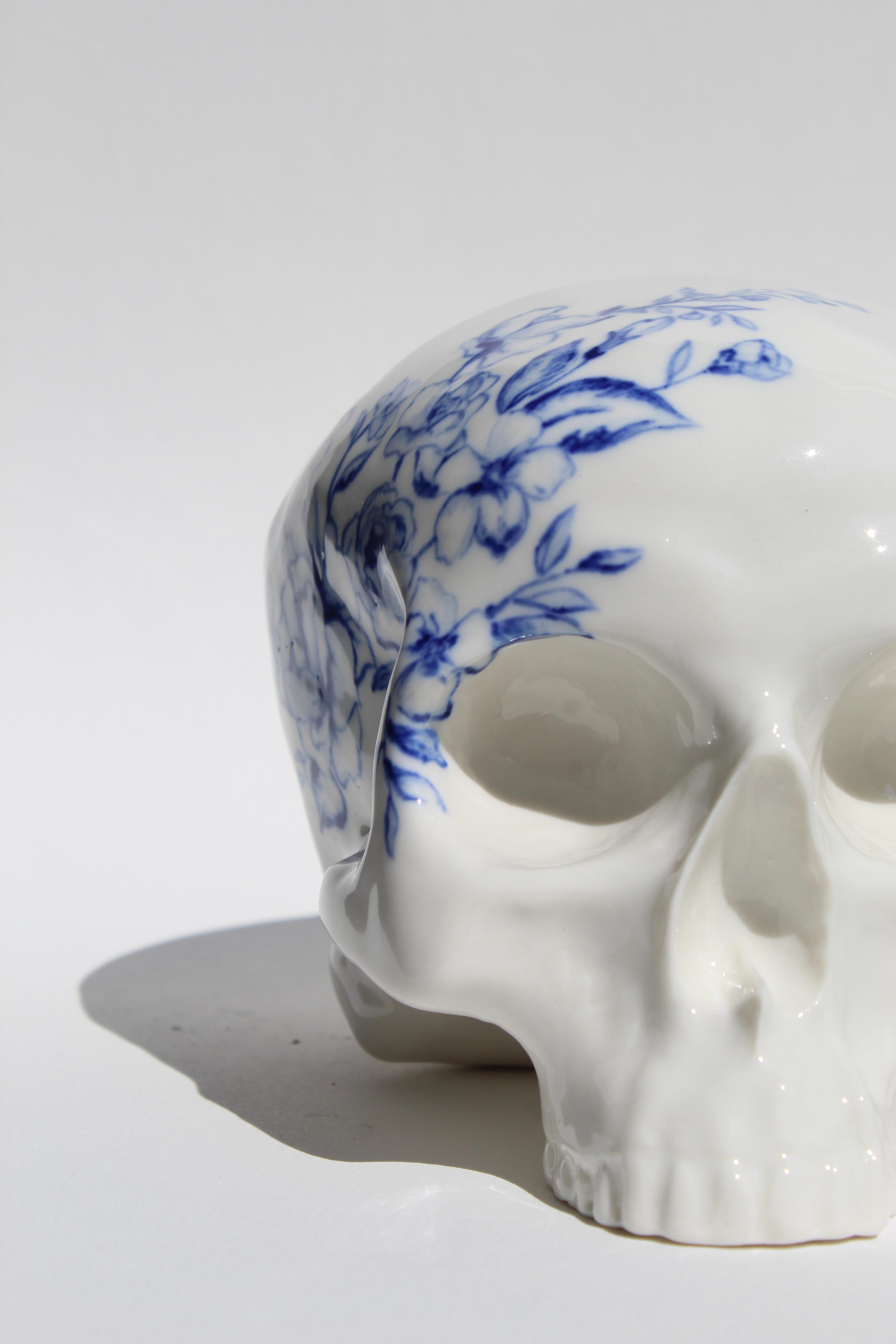 Sculpture Artwork Skull hand painted by French Artist Maxime Siau  For Sale 1