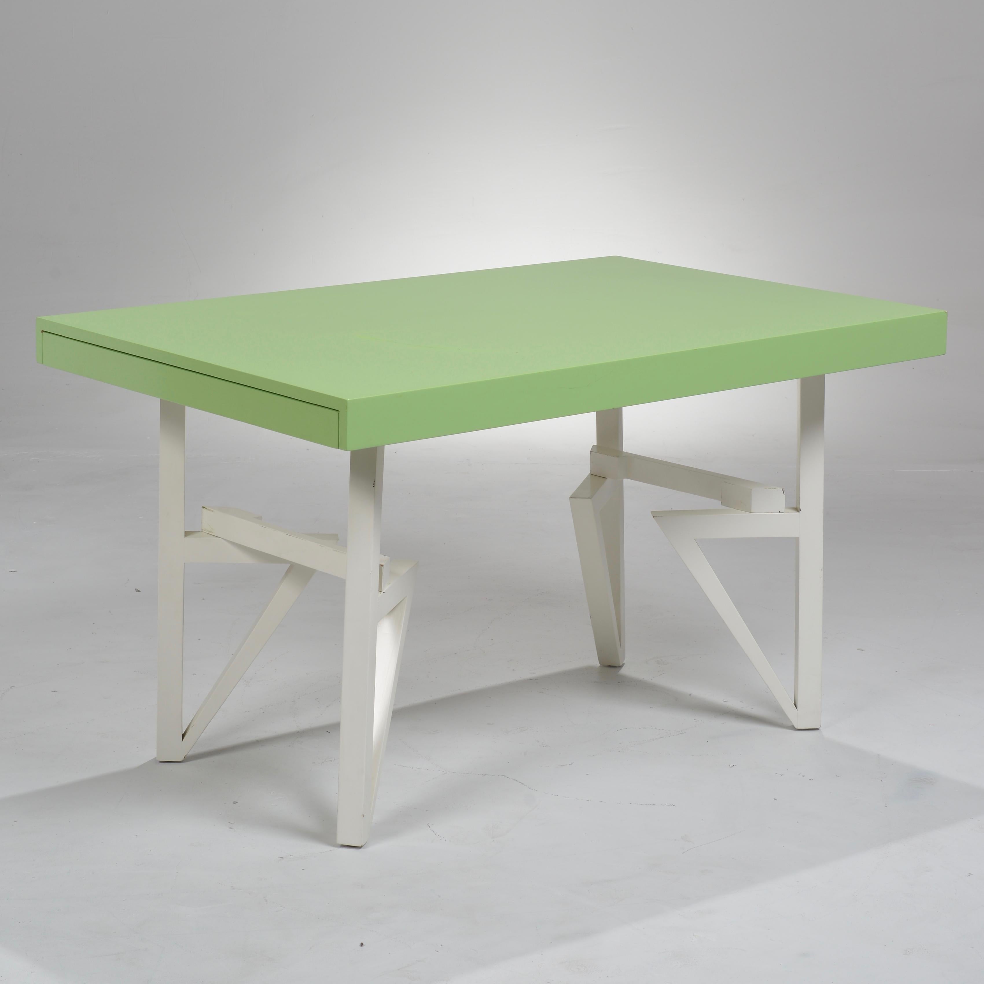 Mid-Century Modern Maximilian For Karp, Green Lacquered Geometric Dining Table For Sale