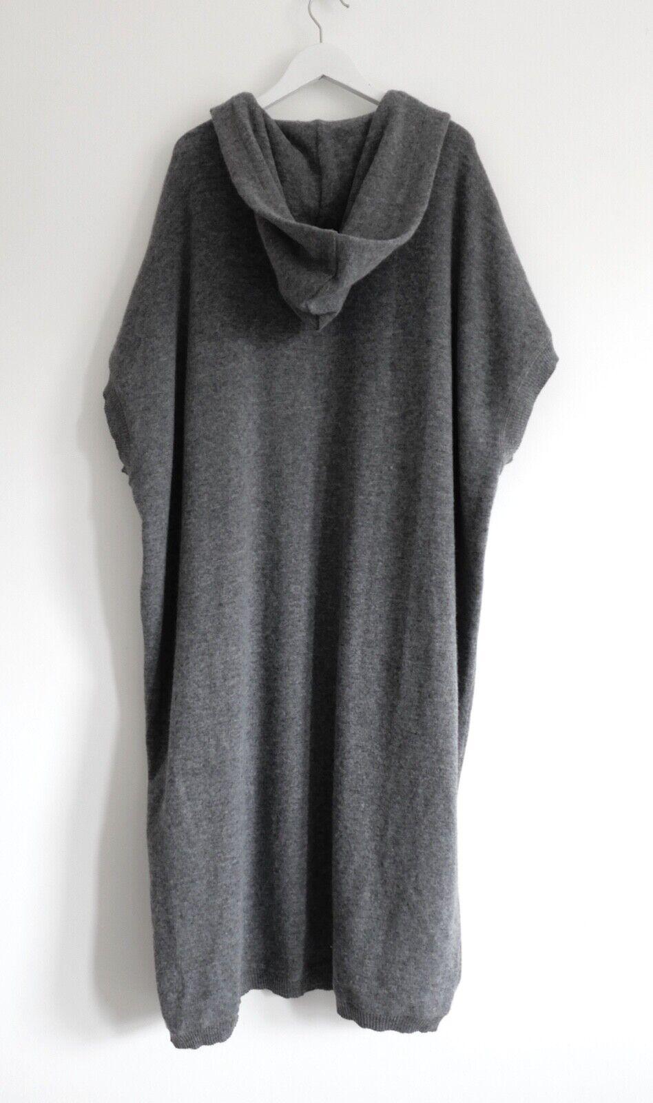 Grigio MaxMara - Cardigan lungo con cappuccio per il tempo libero in vendita