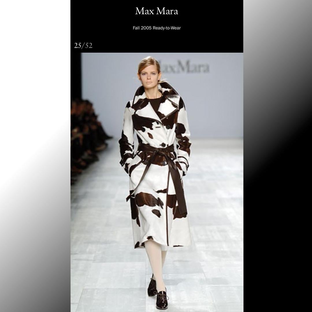 MaxMara runway Fall 2005 cow print calf hair leather long trench coat, sz Medium In Good Condition In TARRAGONA, ES