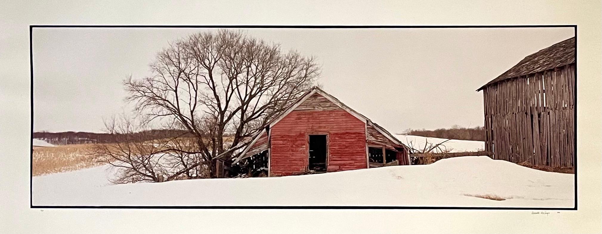 Color Photograph Maxwell Mackenzie - La ferme, paysage d'hiver, grande photographie Panoramique couleur vintage signée