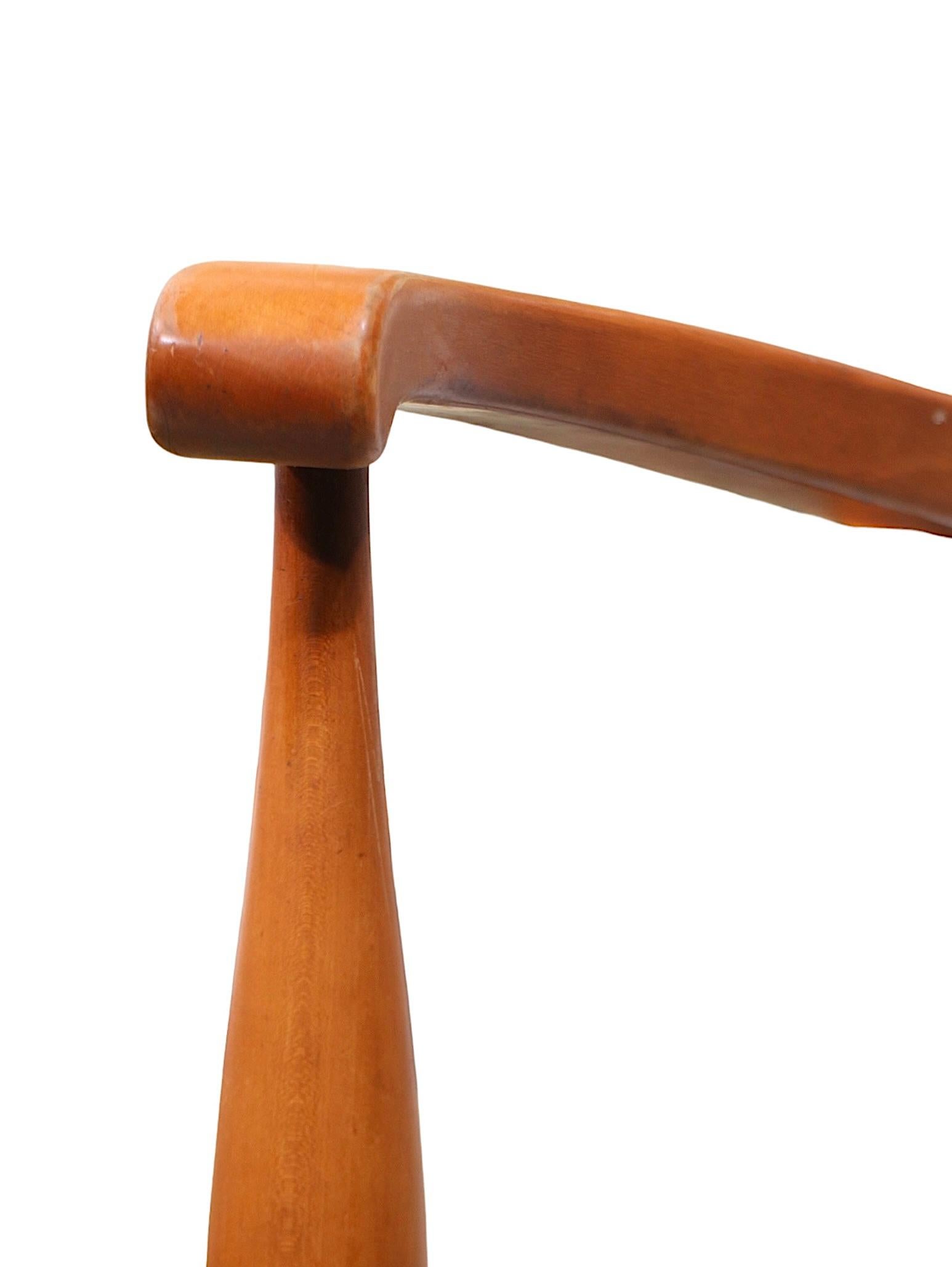 Mid-Century moderno Maxwell Royal American High Back Arm Lounge Chair, 1950 ca. in vendita