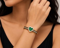 Bracelet « Cœur en diamant et émeraude », pierre de naissance du mois de mai, en or 14 carats, par Meghna Jewels