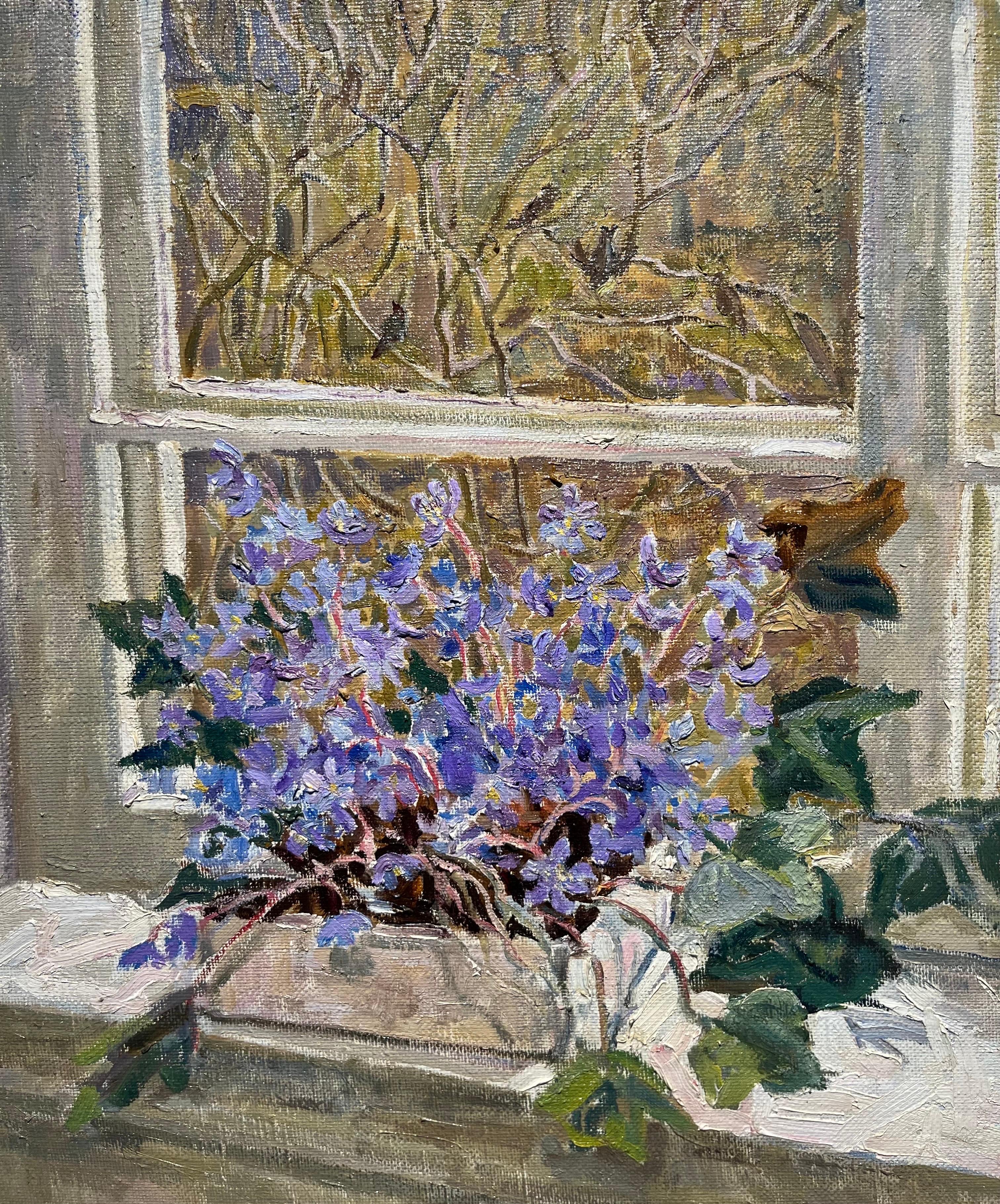 « Snowdrop », fenêtre, violet, violettes, huile cm  55 x 55  - Impressionnisme Painting par Maya KOPITZEVA