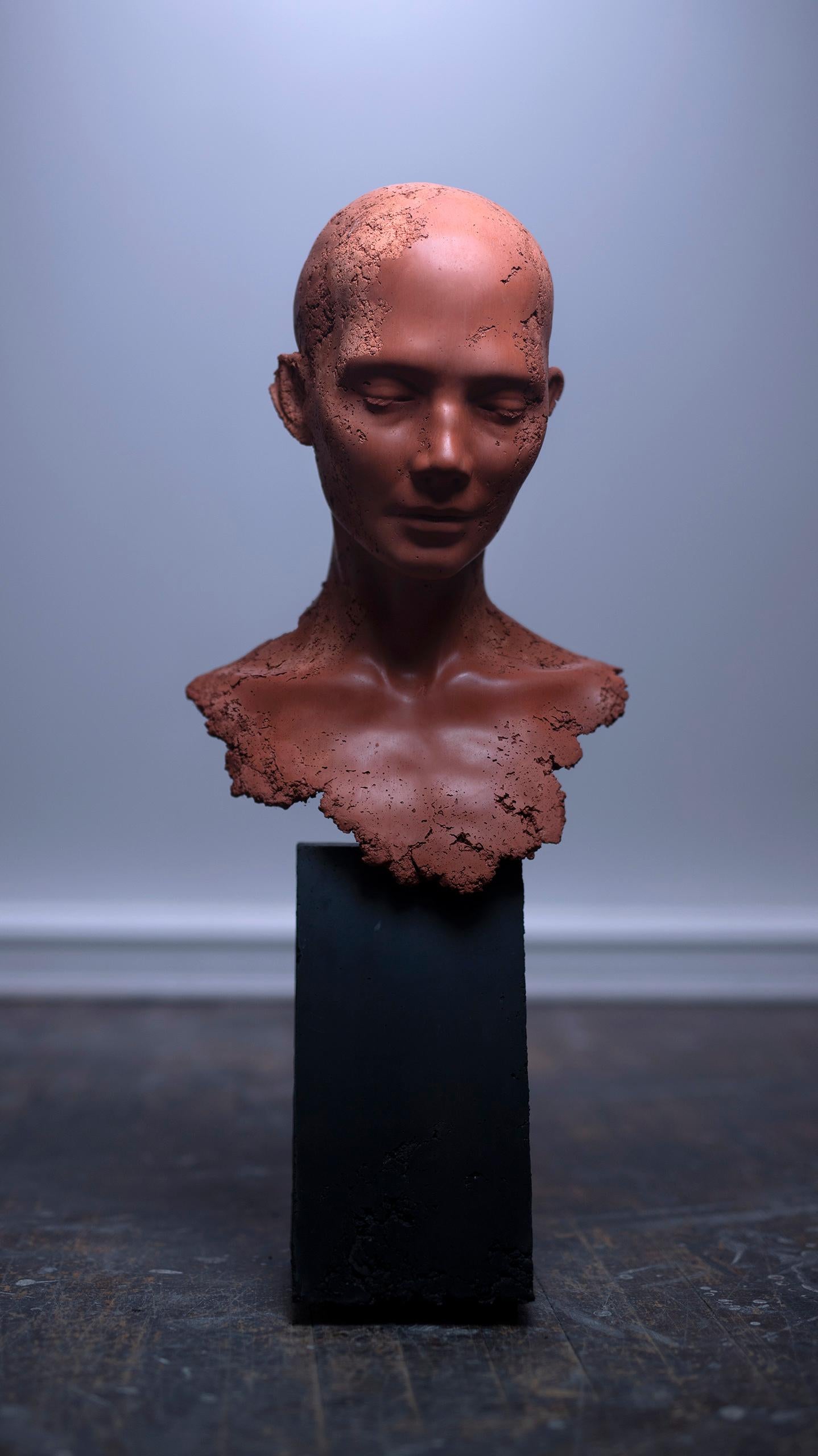 Maya Kulenovic  Figurative Sculpture - Mystic Fragment Remnant Variation 2 Concrete Sculpture Pigments Iron In Stock