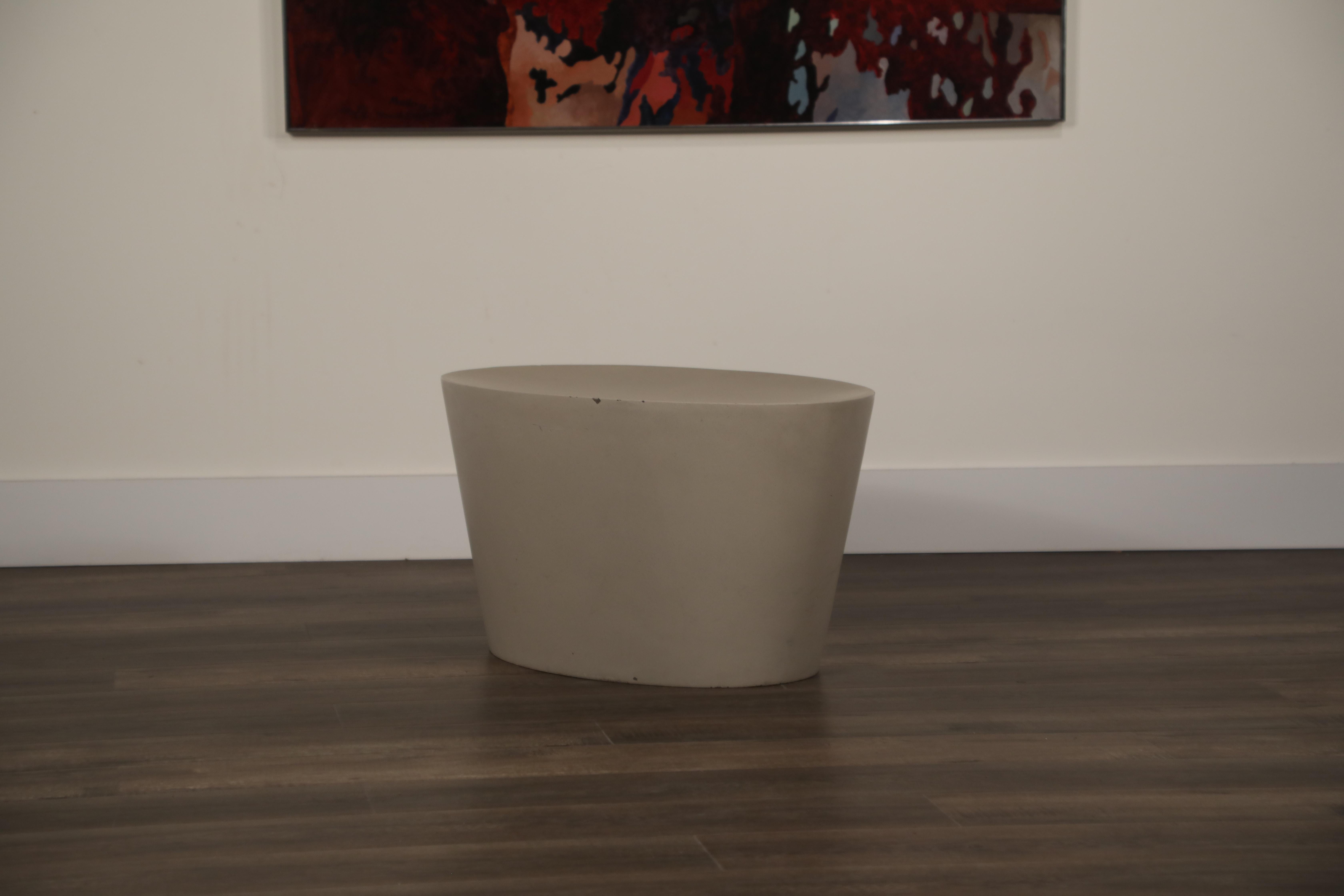 Maya Lin 1st-Generation Concrete Stool for Knoll Studio, Signed and Stamped 1998 In Good Condition In Los Angeles, CA