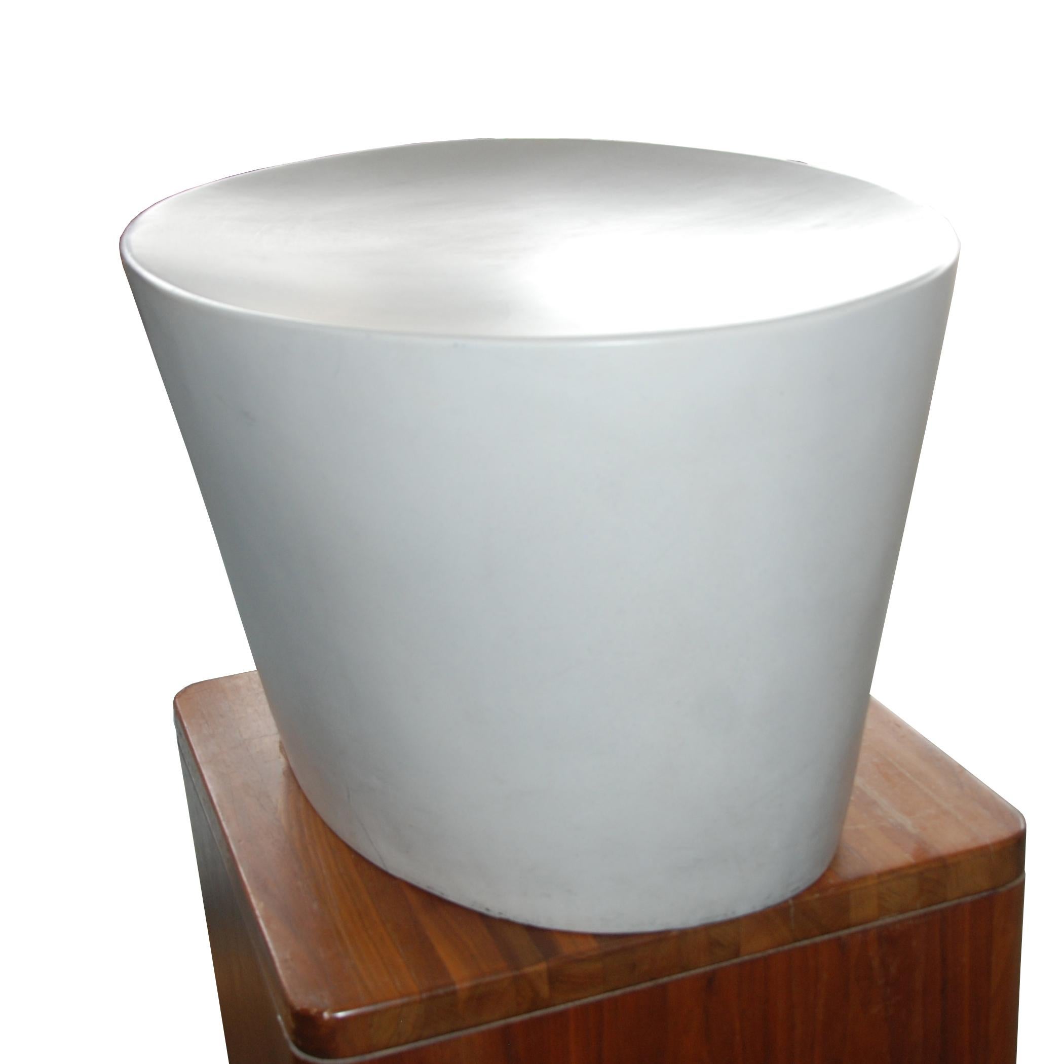 Minimalist Maya Lin for Knoll White Stone Stool For Sale