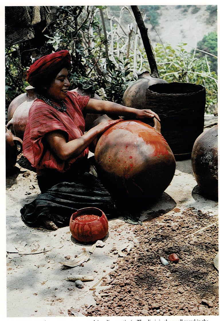 Pre-Columbian Maya Mam Large Red Jar Pre Columbian Design, Indigenous Pottery For Sale