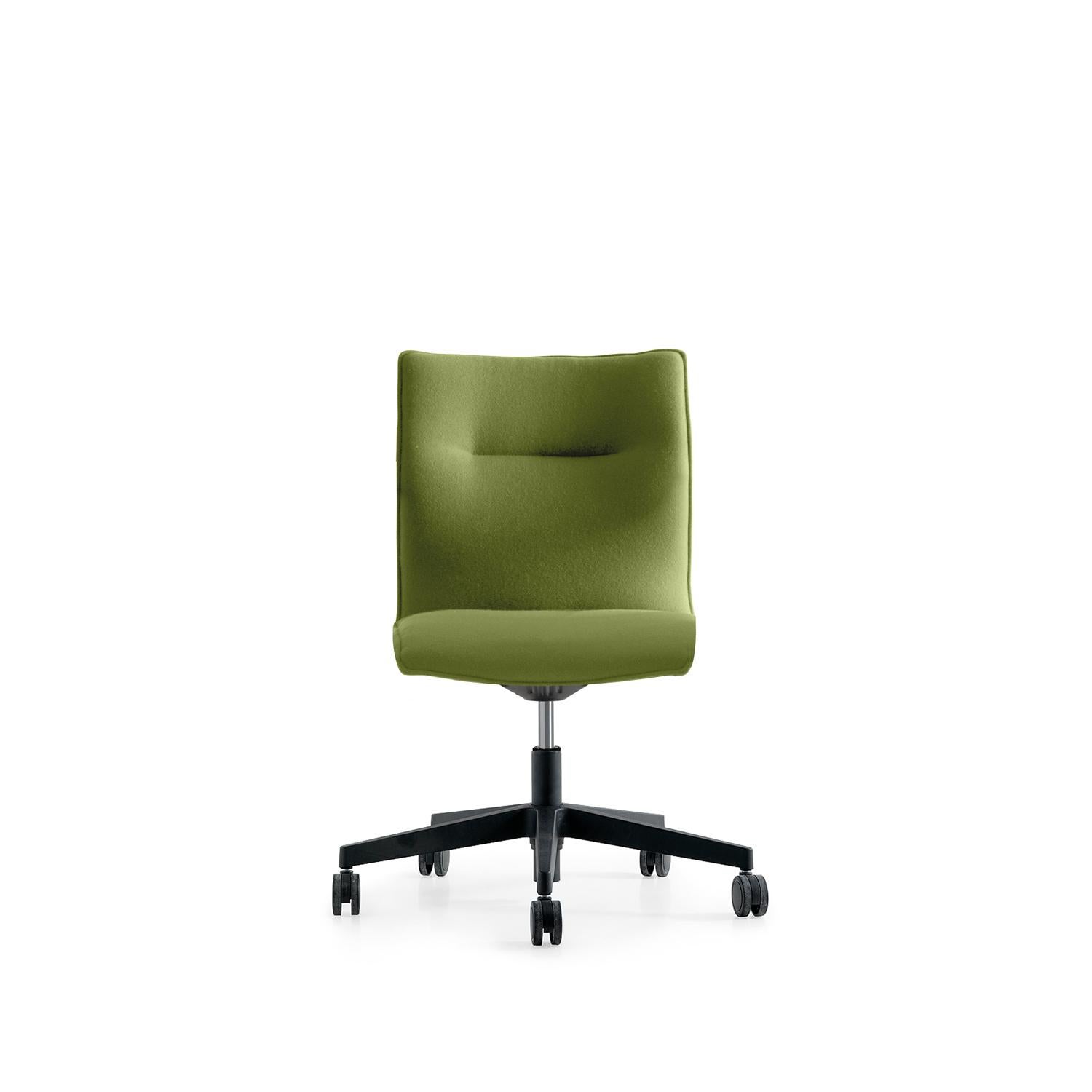 Contemporary Maybe High Backrest Executive Upholstered Armchair by Quinti Sedute For Sale